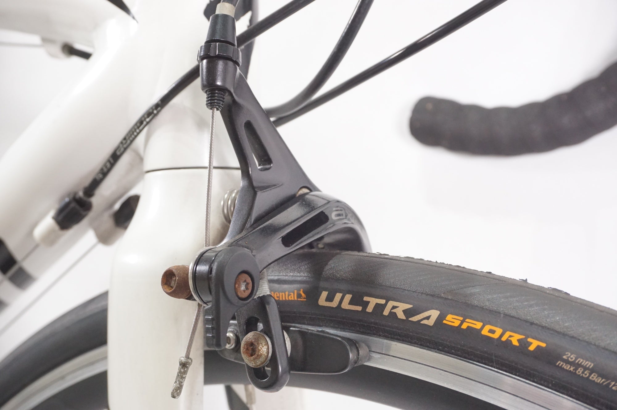 SPECIALIZED 「スペシャライズド」 ALLEZ SPORT 2016年モデル ロードバイク / AKIBA店