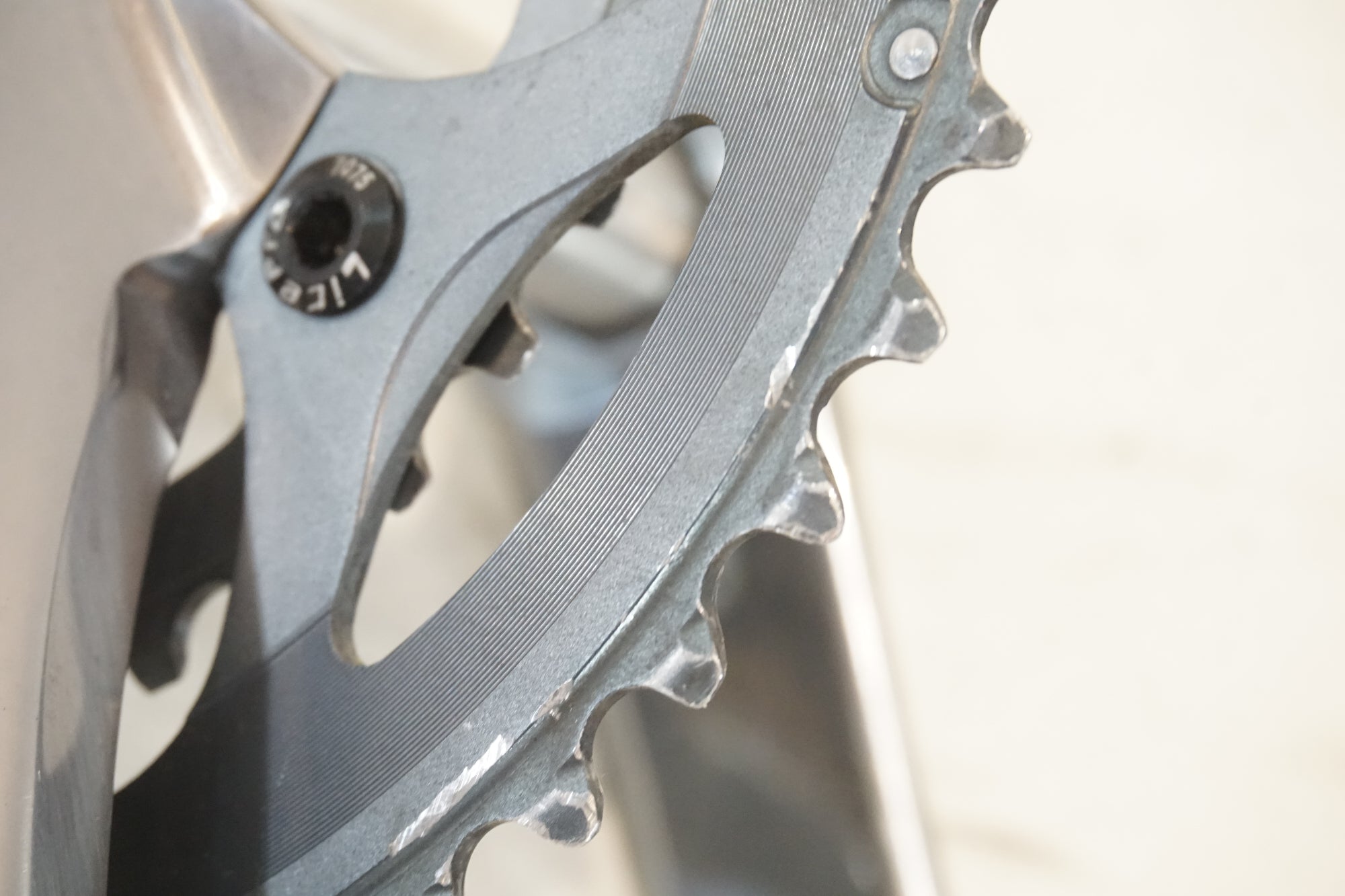 SHIMANO 「シマノ」 105 FC-5600 50-34T 170mm クランクセット