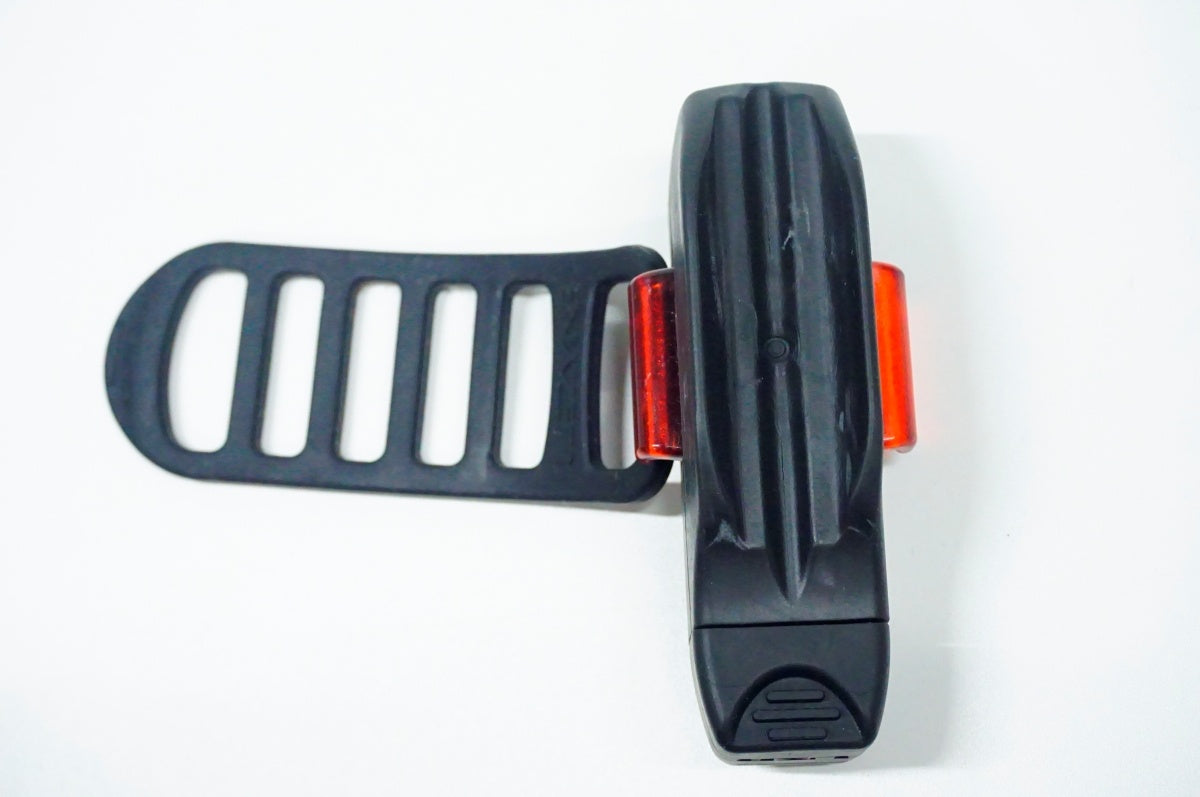 LEZYNE 「レザイン」 400XL STRIP REAR 150 ライトセット / 名古屋大須店