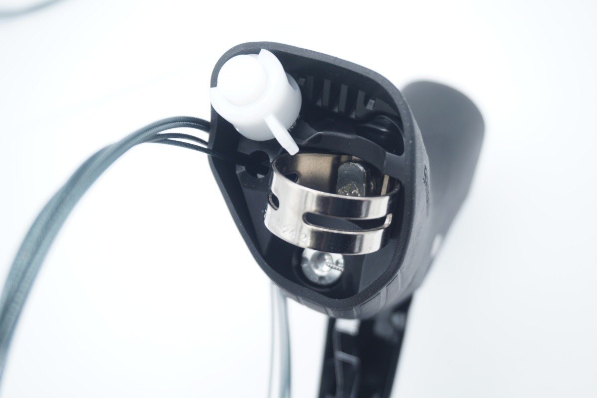 SHIMANO 「シマノ」 105 ST-R7020 デュアルコントロールレバー / 滋賀大津店