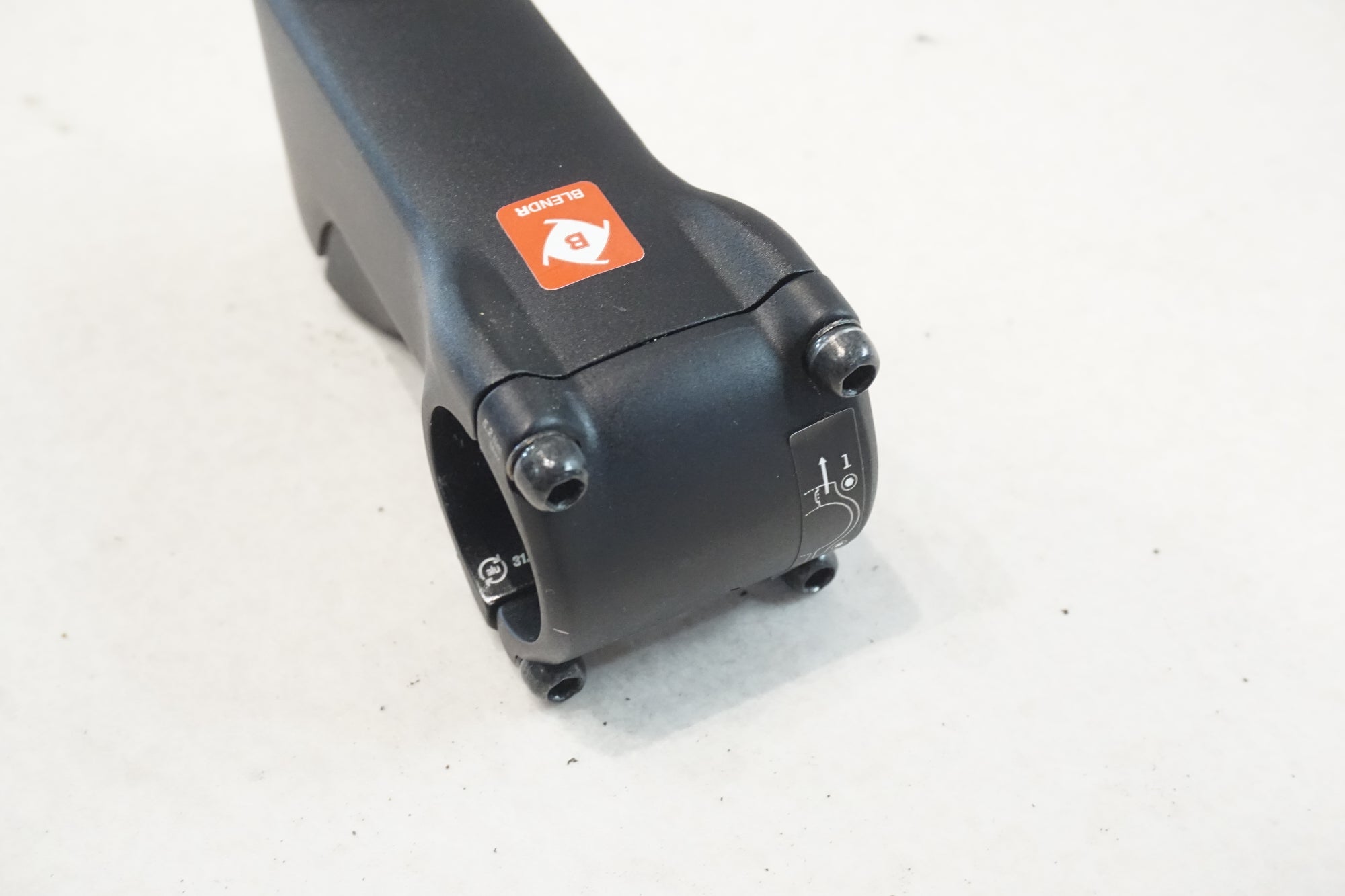 TREK 「トレック」 BLENDR 90mm ステム / 横浜戸塚店