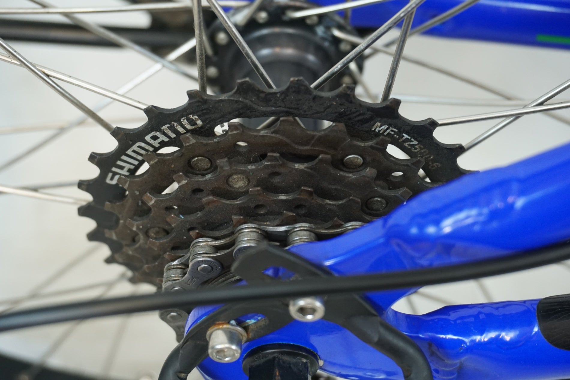 GIOS 「ジオス」 GENOVA20 2021年モデル 20インチ キッズバイク / 有明ガーデン店