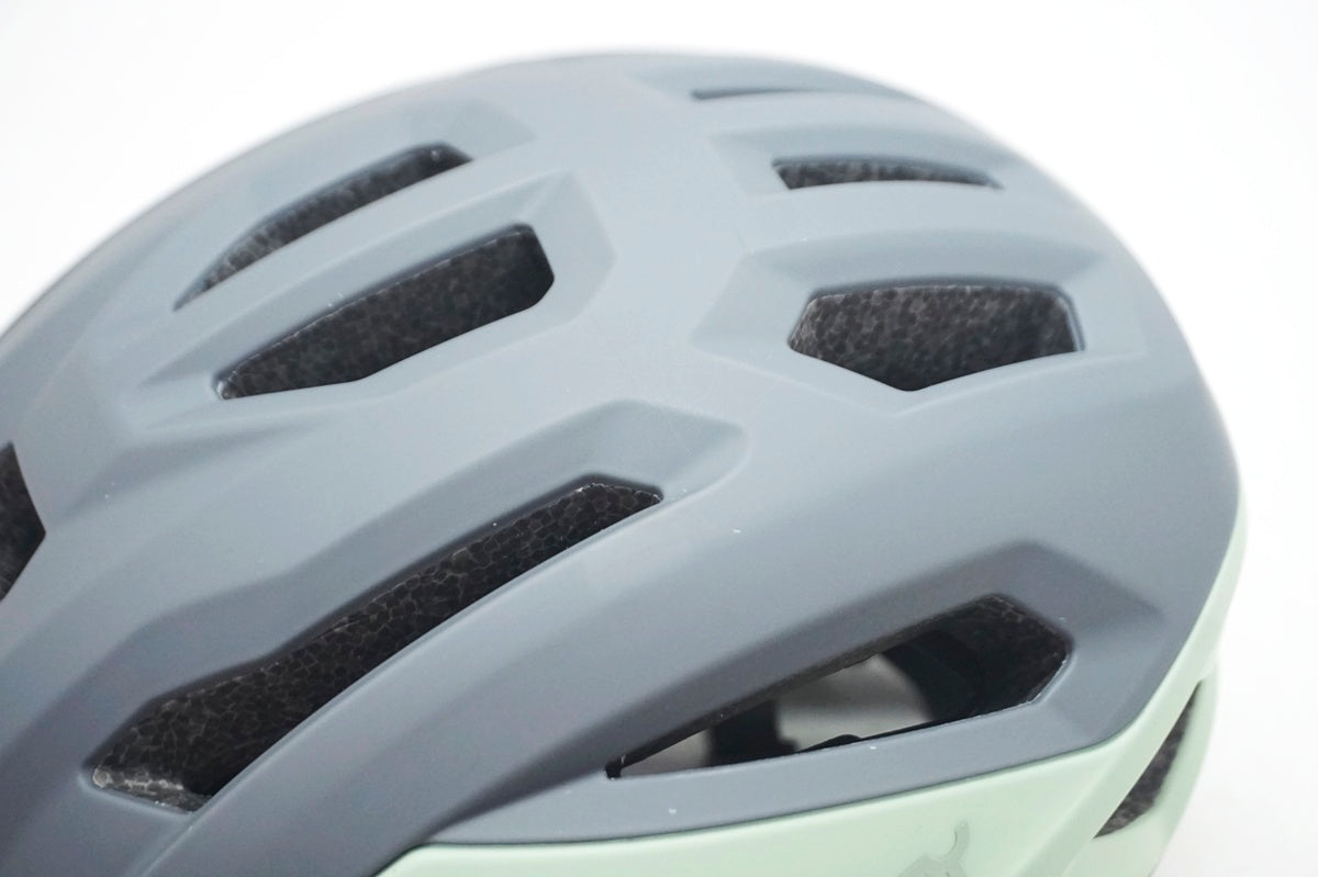 OAKLEY 「オークリー」 ARO3 Lサイズ ヘルメット / 大阪門真店