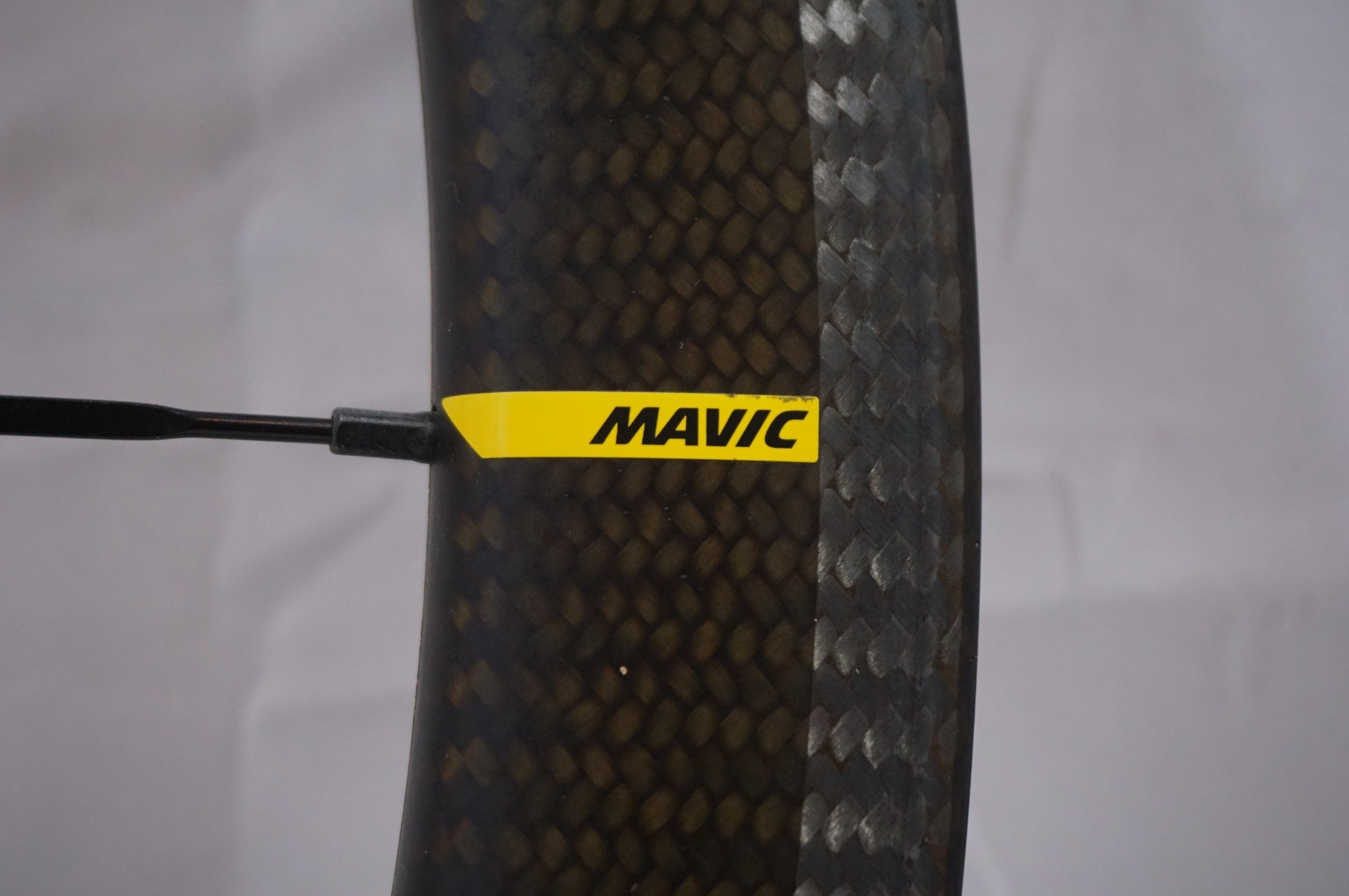 MAVIC「マヴィック」COSMIC PRO CARBON UST シマノ11速 ホイールセット
