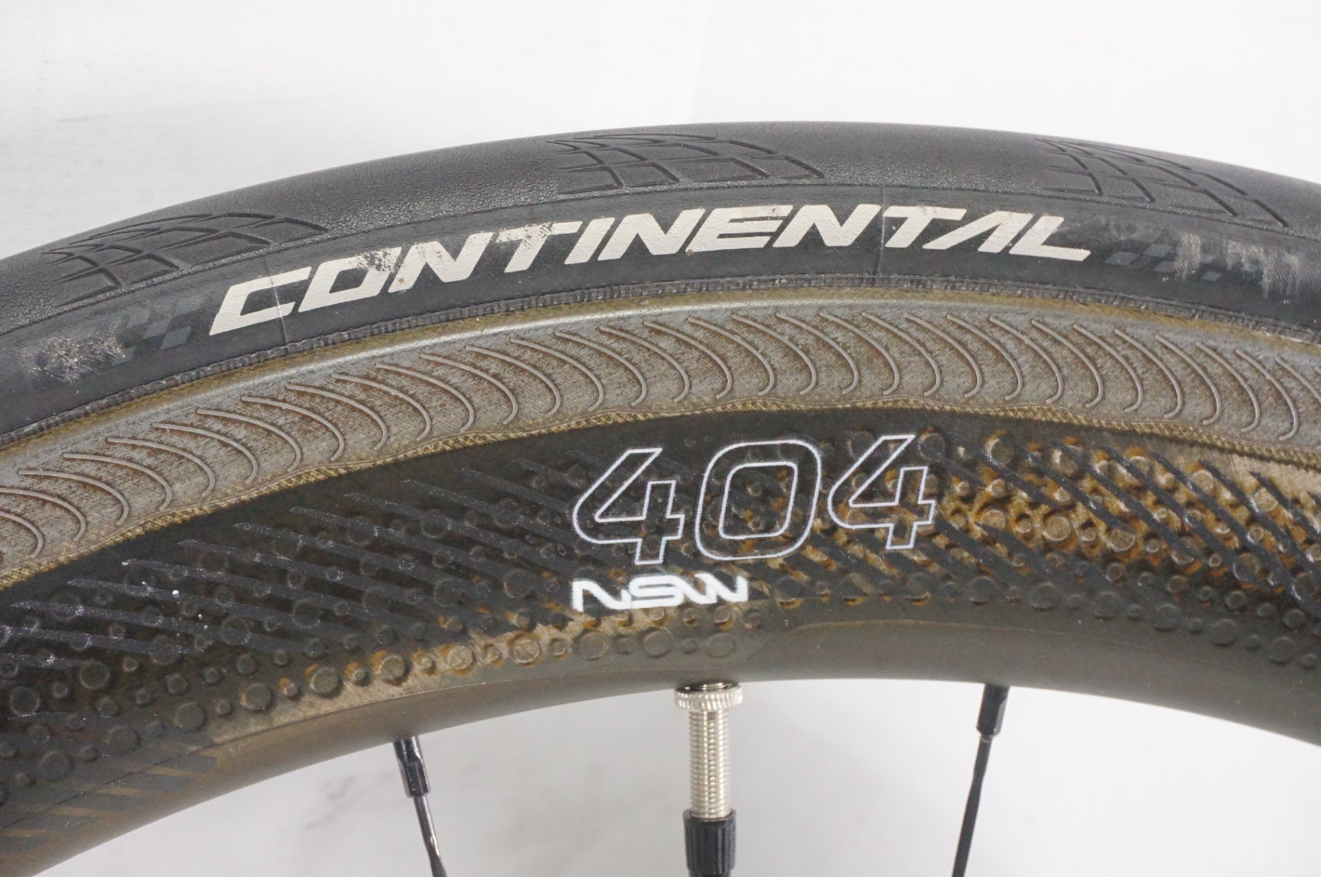 ZIPP 「ジップ」 404 NSW CARBON CLINCHER シマノ11S ホイールセット / AKIBA店