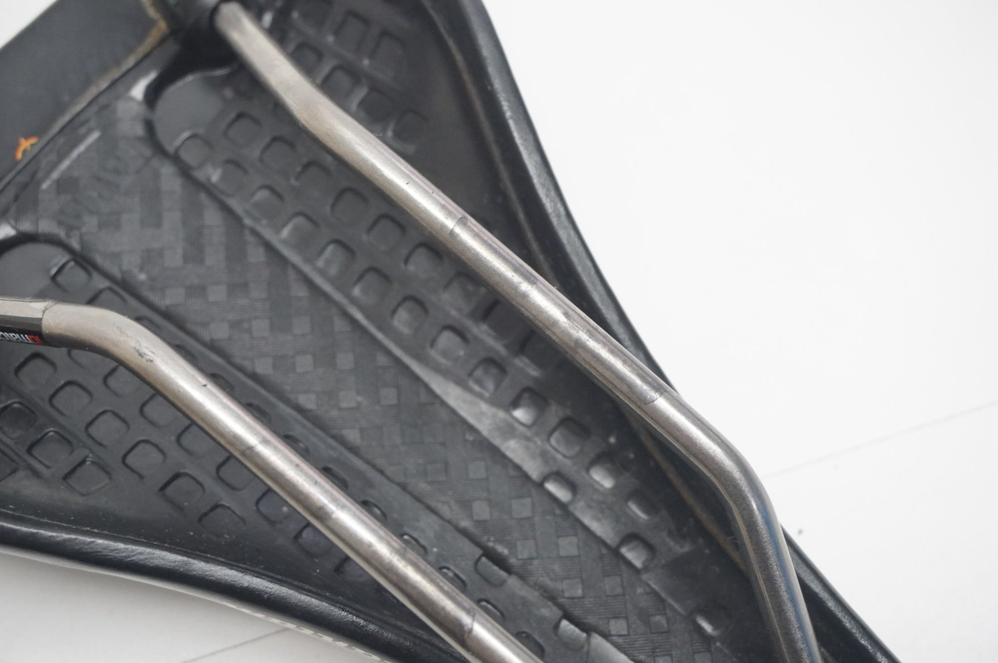SELLE ITALIA 「セライタリア」 FLITE TITANIUM サドル / 福岡店