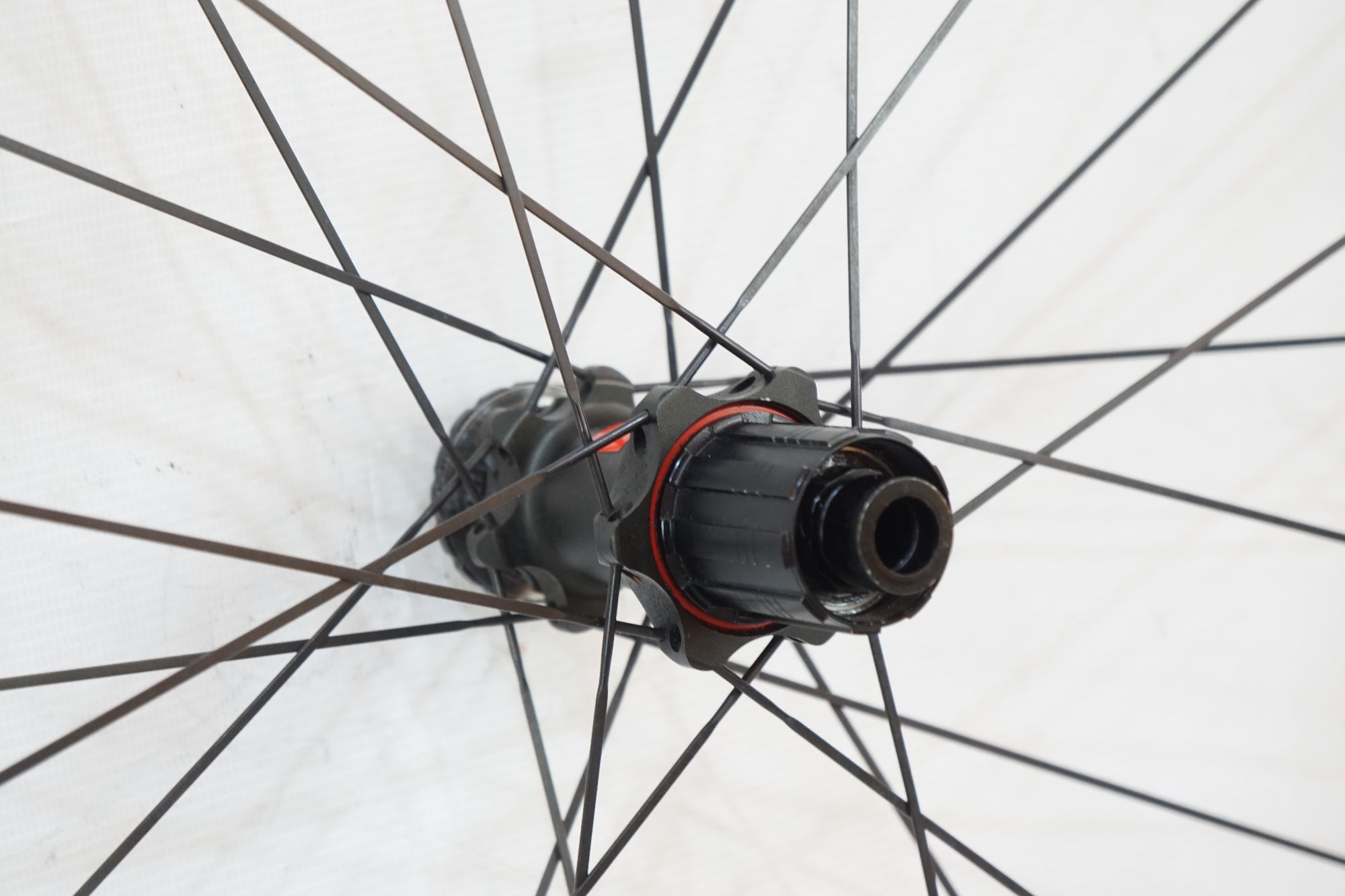 3T 「スリーティー」 DISCUS C35 TEAM STEALTH シマノ11速 ホイールセット / バイチャリ浦和ベース