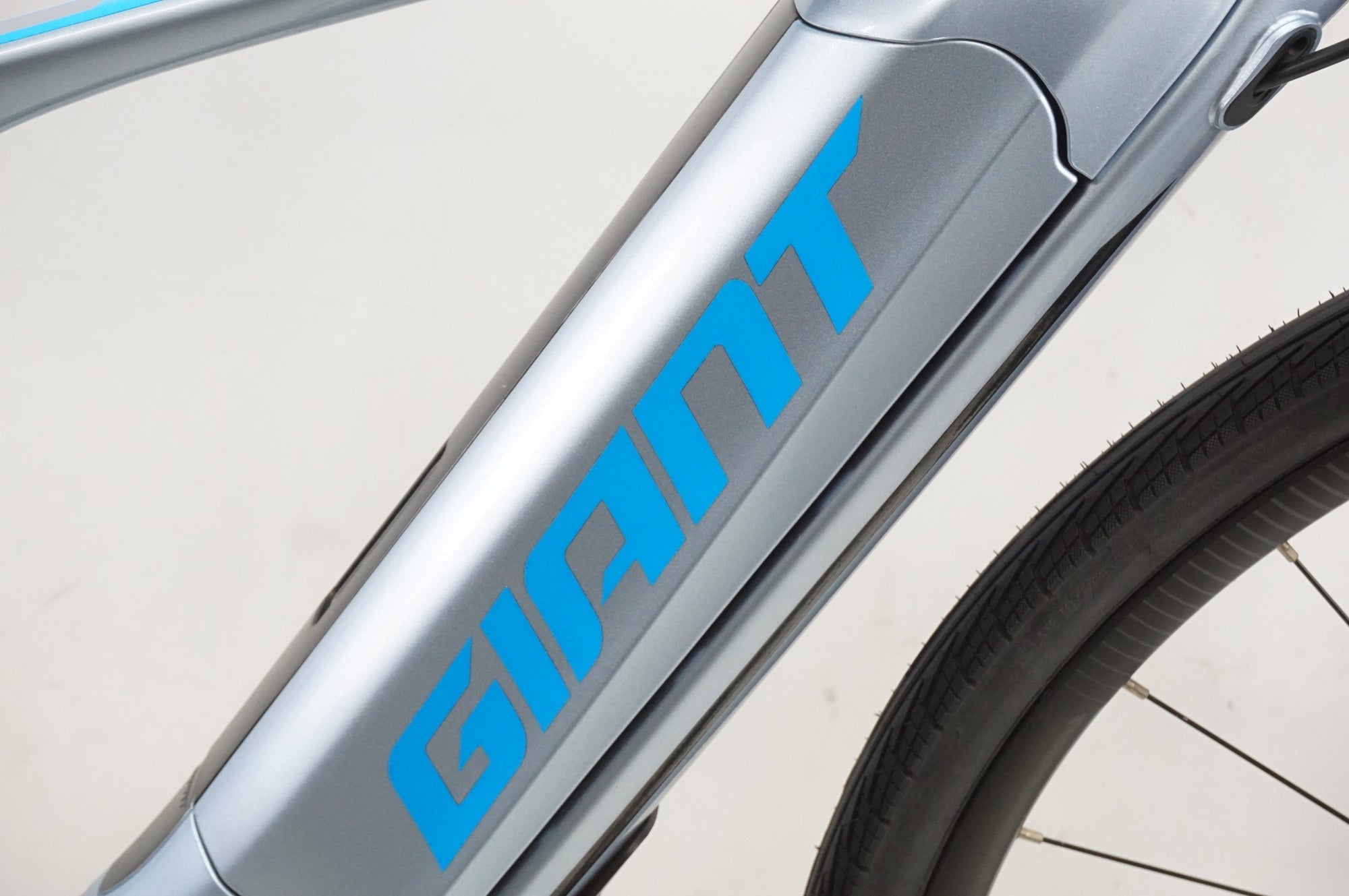 GIANT 「ジャイアント」 ESCAPE RX-E+ 2021年モデル E-BIKE / 大宮店