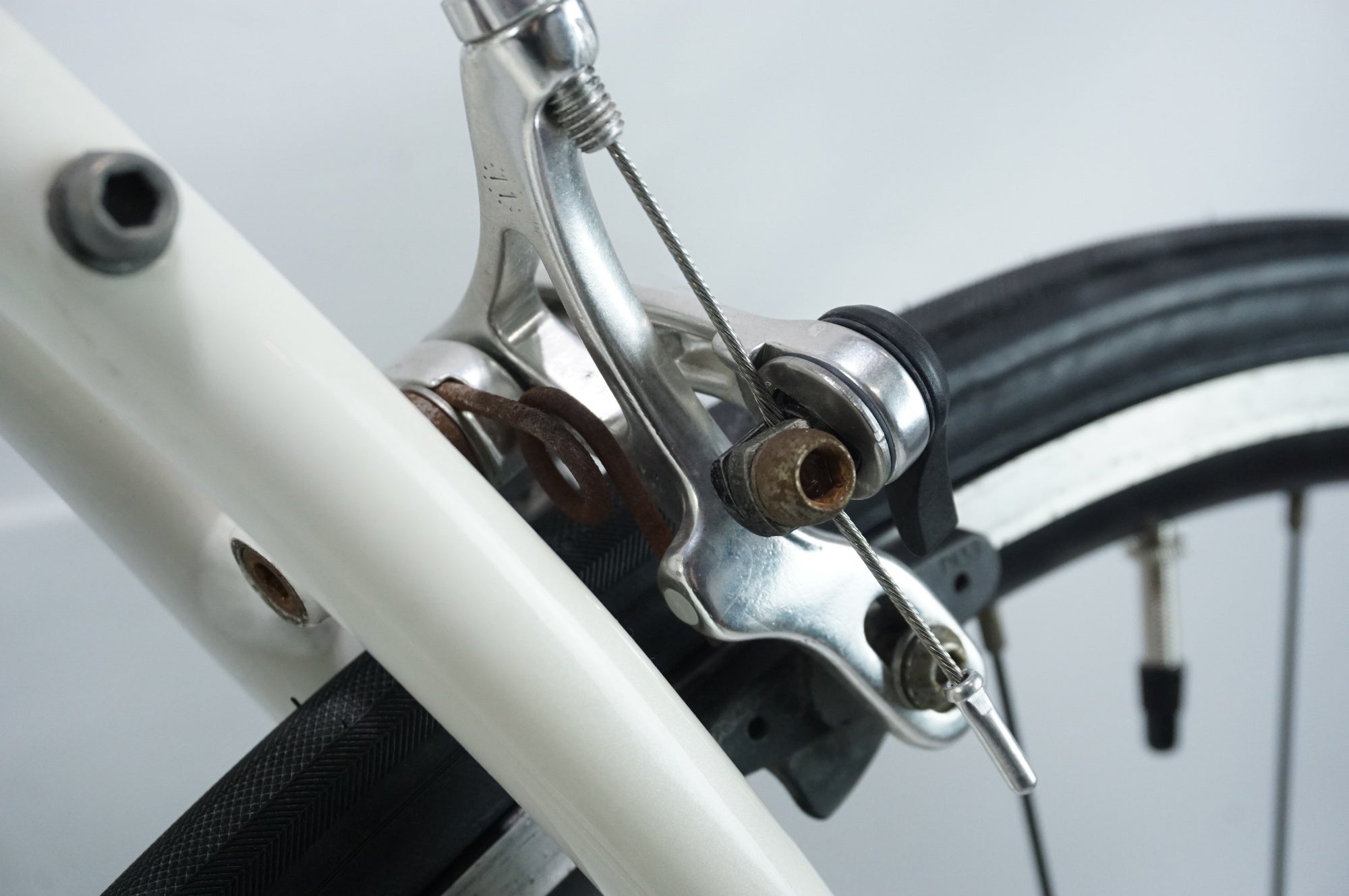 PINARELLO 「ピナレロ」 TREVISO 2011年モデル フラットバーロード / 中目黒店