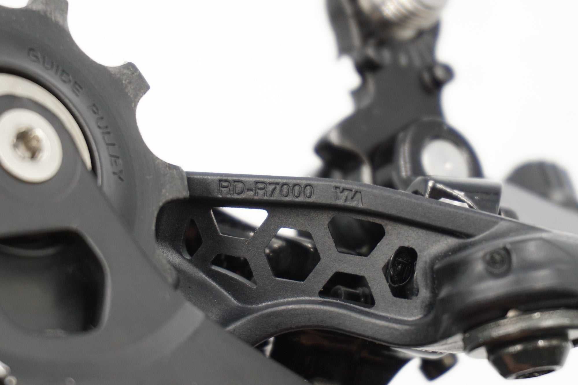 SHIMANO 「シマノ」 105 RD-R7000 リアディレイラー / 奈良店