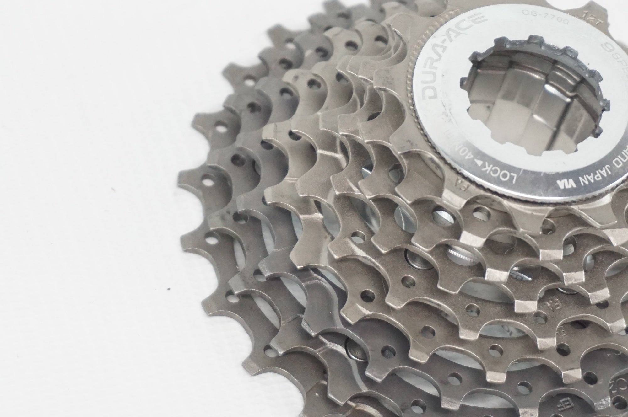 SHIMANO 「シマノ」 DURA-ACE CS-7700 9S 12-25T スプロケット / 阪急
