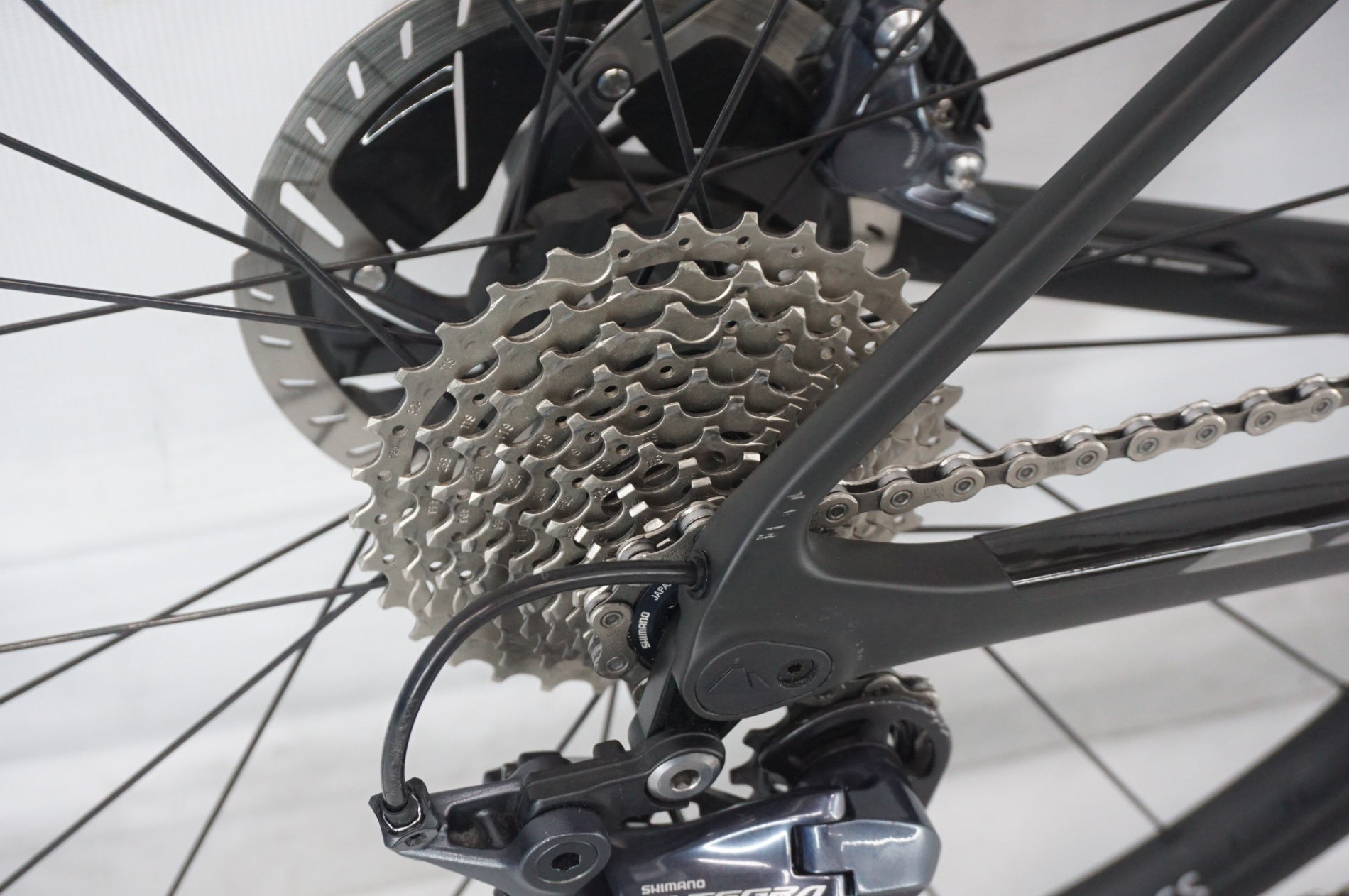 CANYON 「キャニオン」 ULTIMATE CF SLX 8.0 DISC 2017年モデル ロードバイク / 阪急塚口店