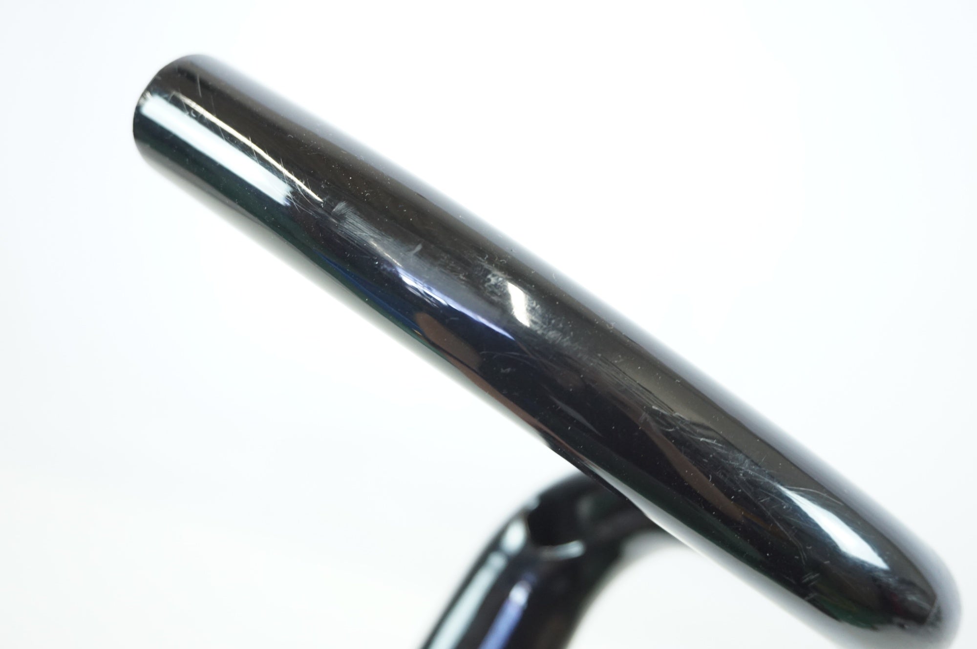 3T 「スリーティー」 ERGONOVA TEAM φ31.8 400mm カーボンハンドル