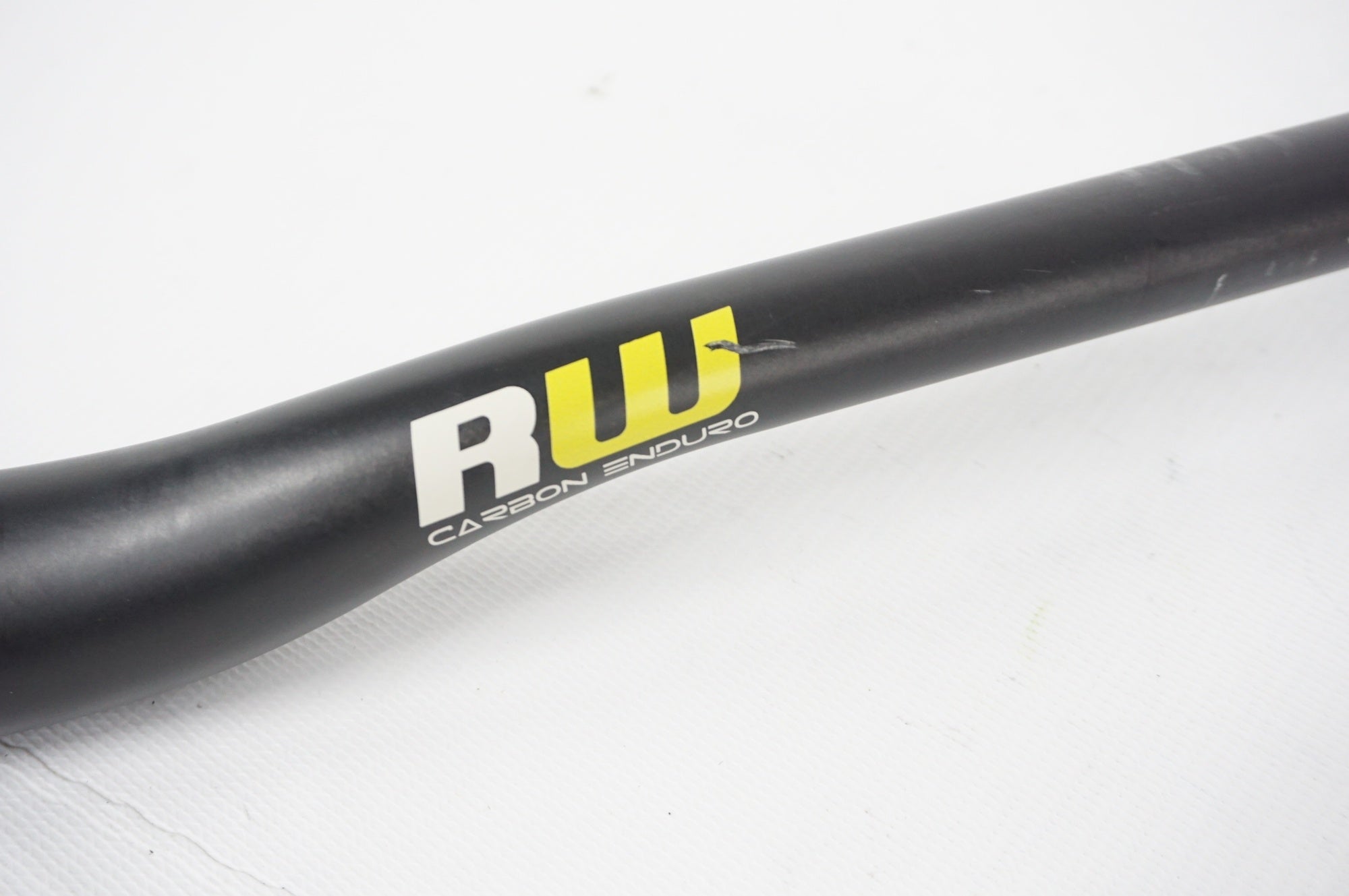 BURGTEC 「バーグテック」 RW CARBON ENDURO Φ35 770mm ハンドル / 阪急塚口店