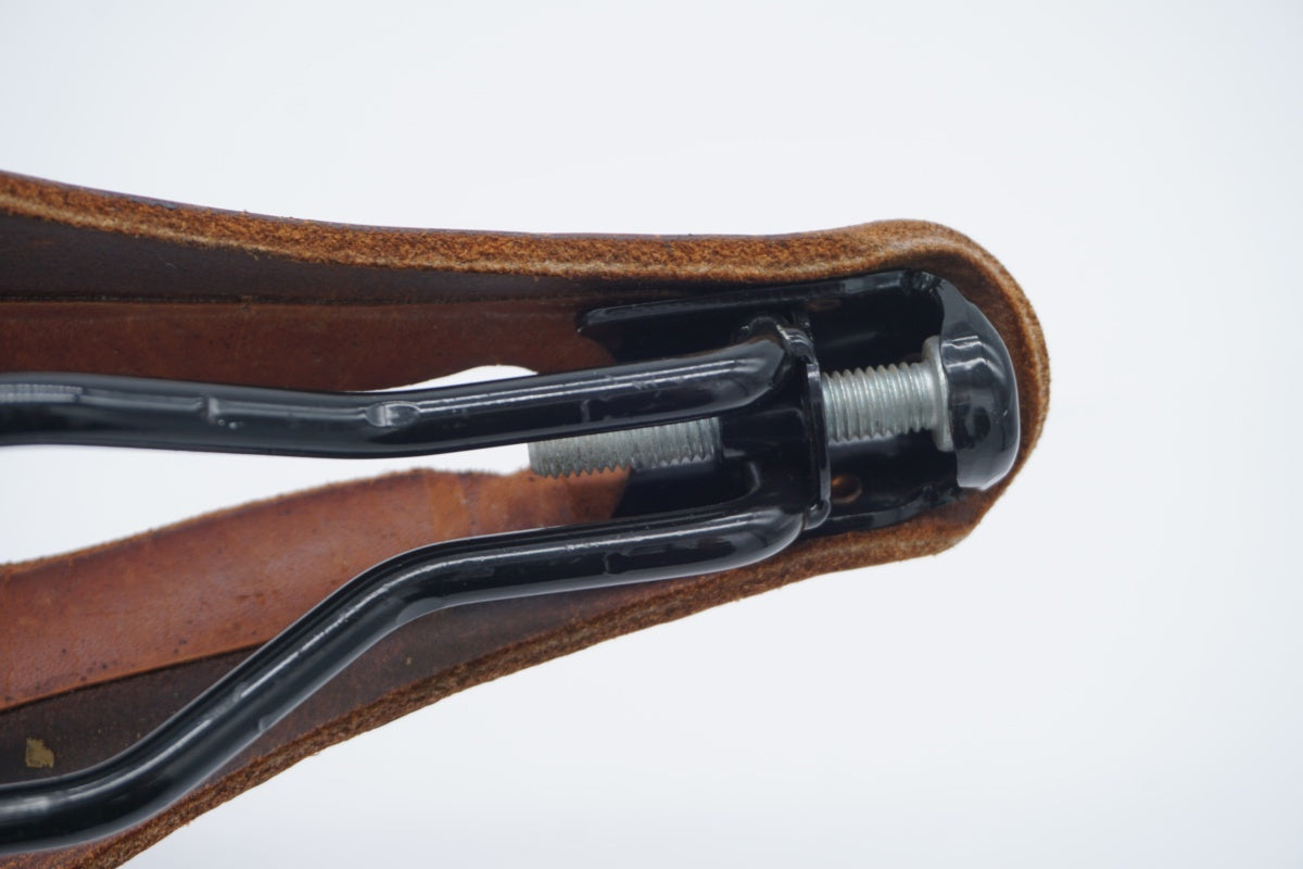 SELLE ANATOMICA 「セラ アナトミカ」 TITANICO サドル / 滋賀大津店