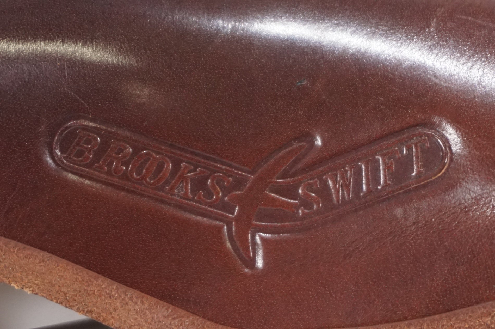 BROOKS 「ブルックス」 SWIFT BROWN サドル / AKIBA店