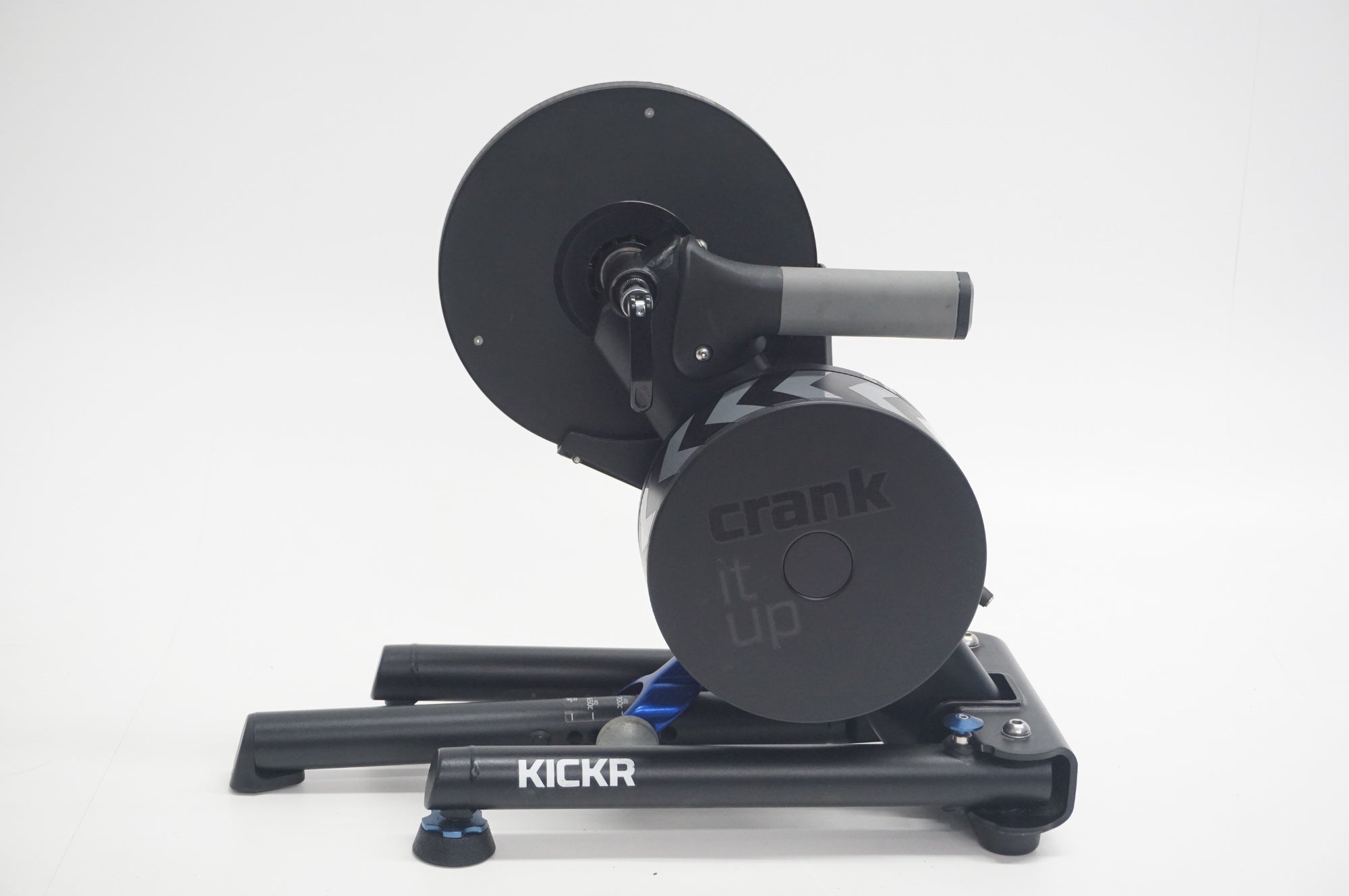 WAHOO 「ワフー」 KICKR V3 スマートトレーナー / 福岡店