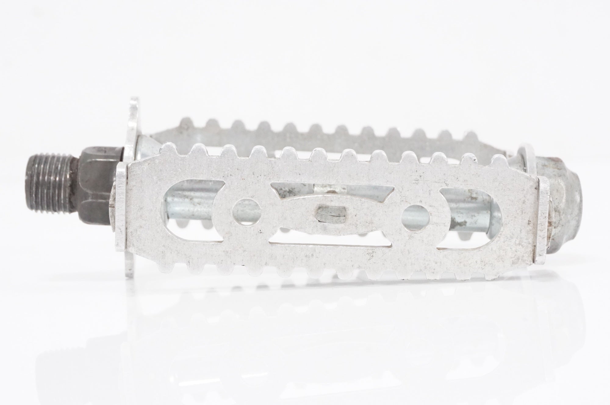 LYOTARD 「レオタード」 ペダル / AKIBA店