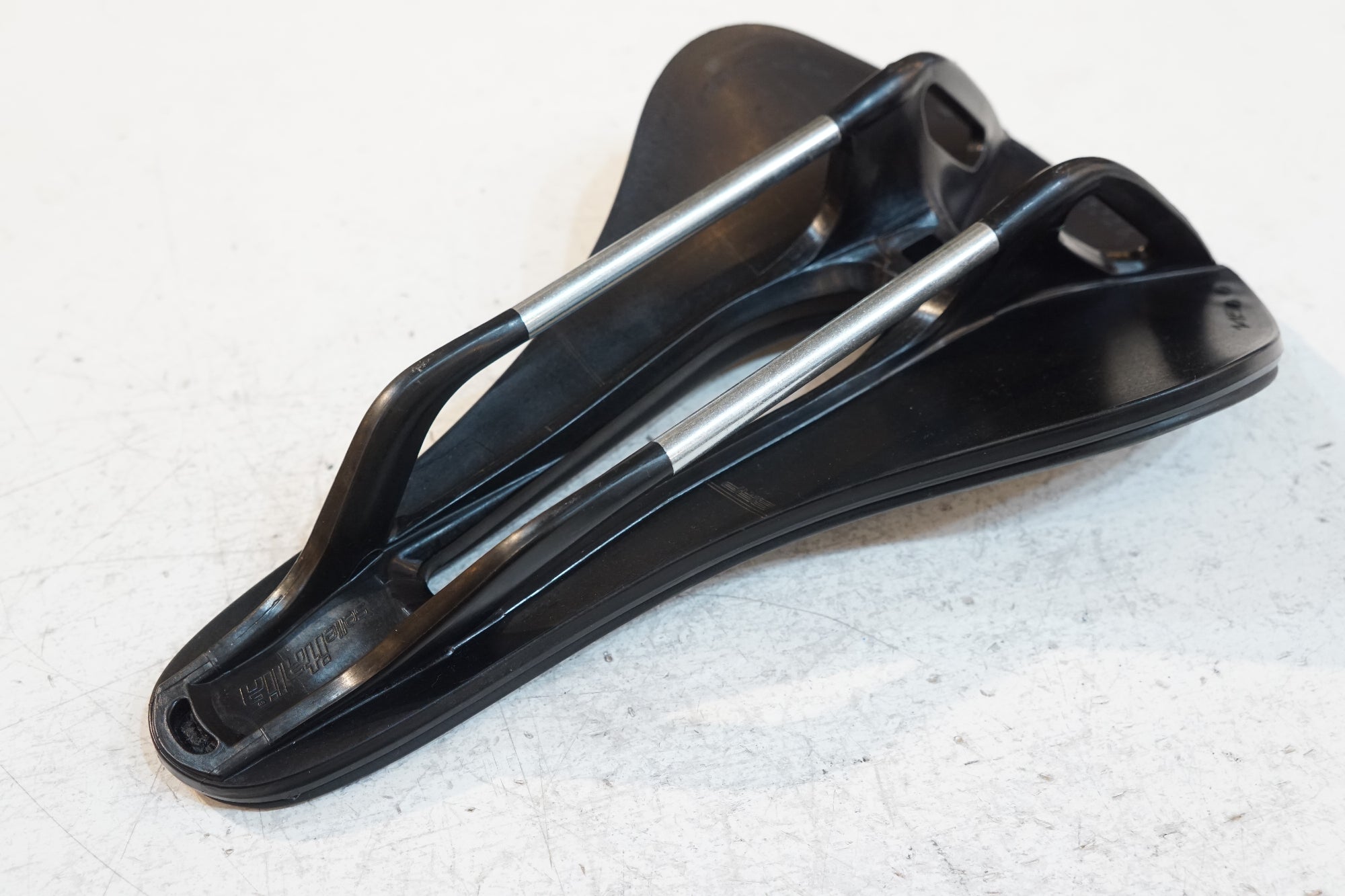 SELLE ITALIA 「セラ イタリア」 BOOST サドル / バイチャリ浦和ベース