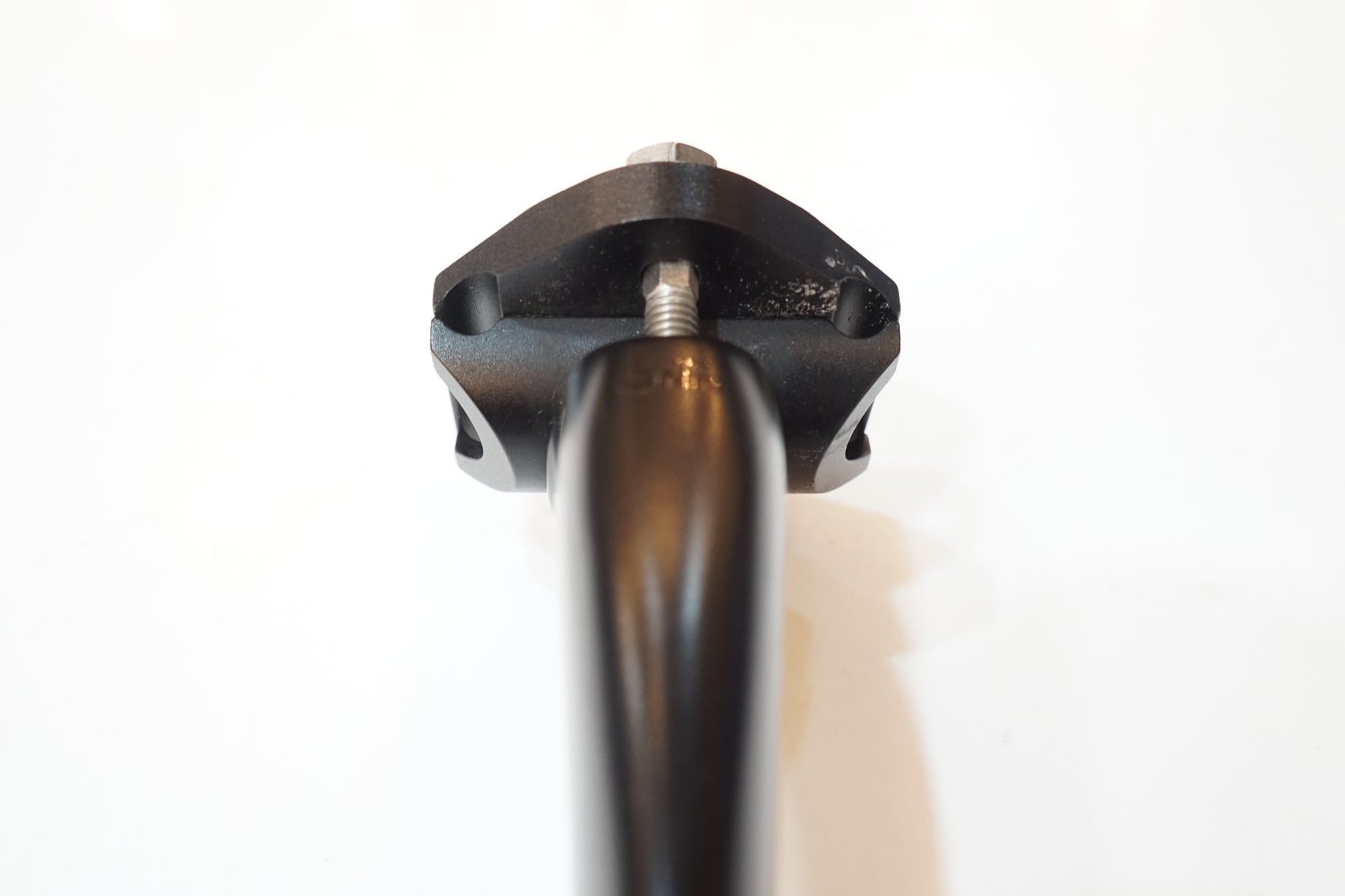 PINARELLO 「ピナレロ」 F5 シートポスト / バイチャリ浦和ベース