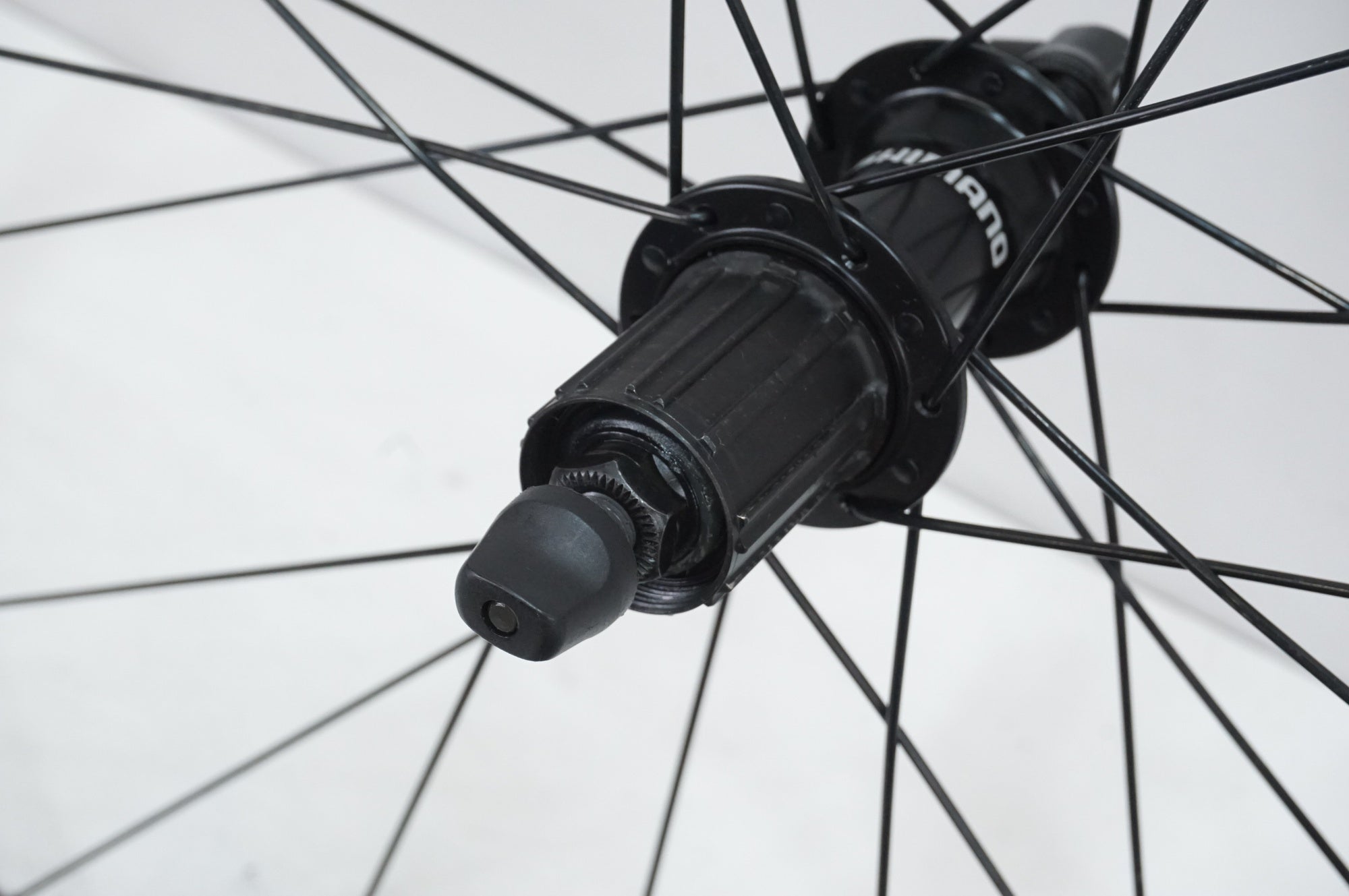 ロードバイク クロスバイク ホイール シマノ 11s rs100 SHIMANO 「シマノ」 WH-RS100 シマノ11S ホイールセット / 大宮