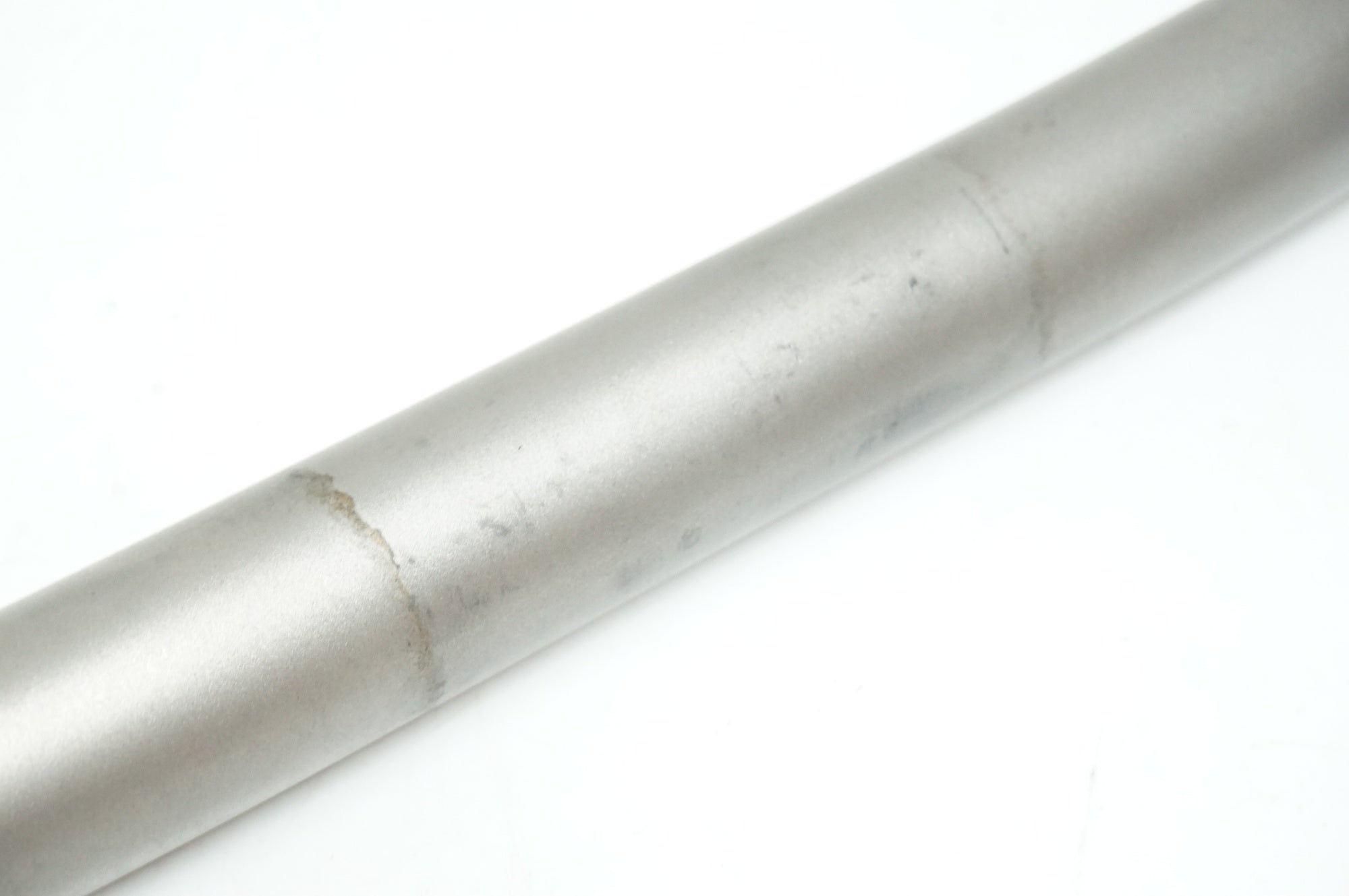 MORATI 「モラティー」 チタン φ22.2 530mm フラットバーハンドル