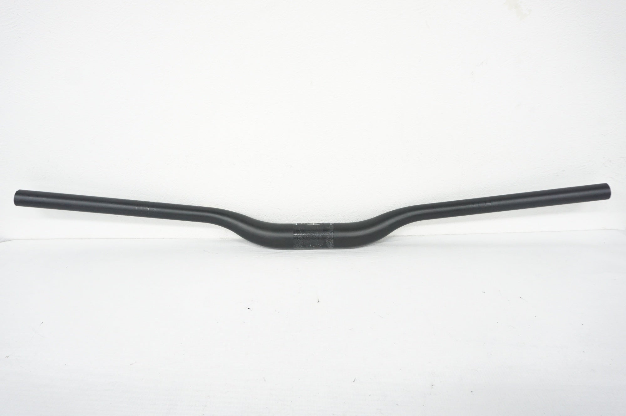 BURGTEC 「バーグテック」 RW CARBON ENDURO Φ35 770mm ハンドル / 阪急塚口店