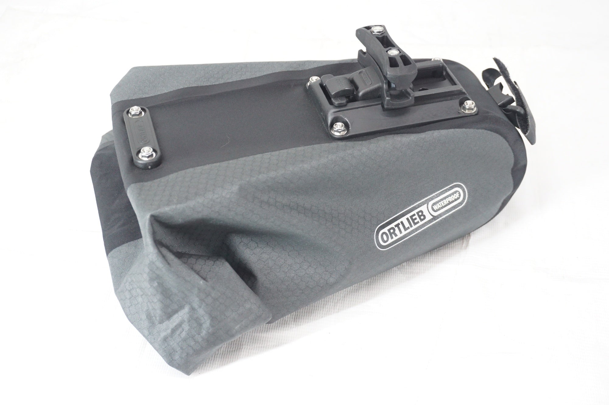 ORTLIEB 「オルトリーブ」 WATERPROOF サドルバッグ / 阪急塚口店