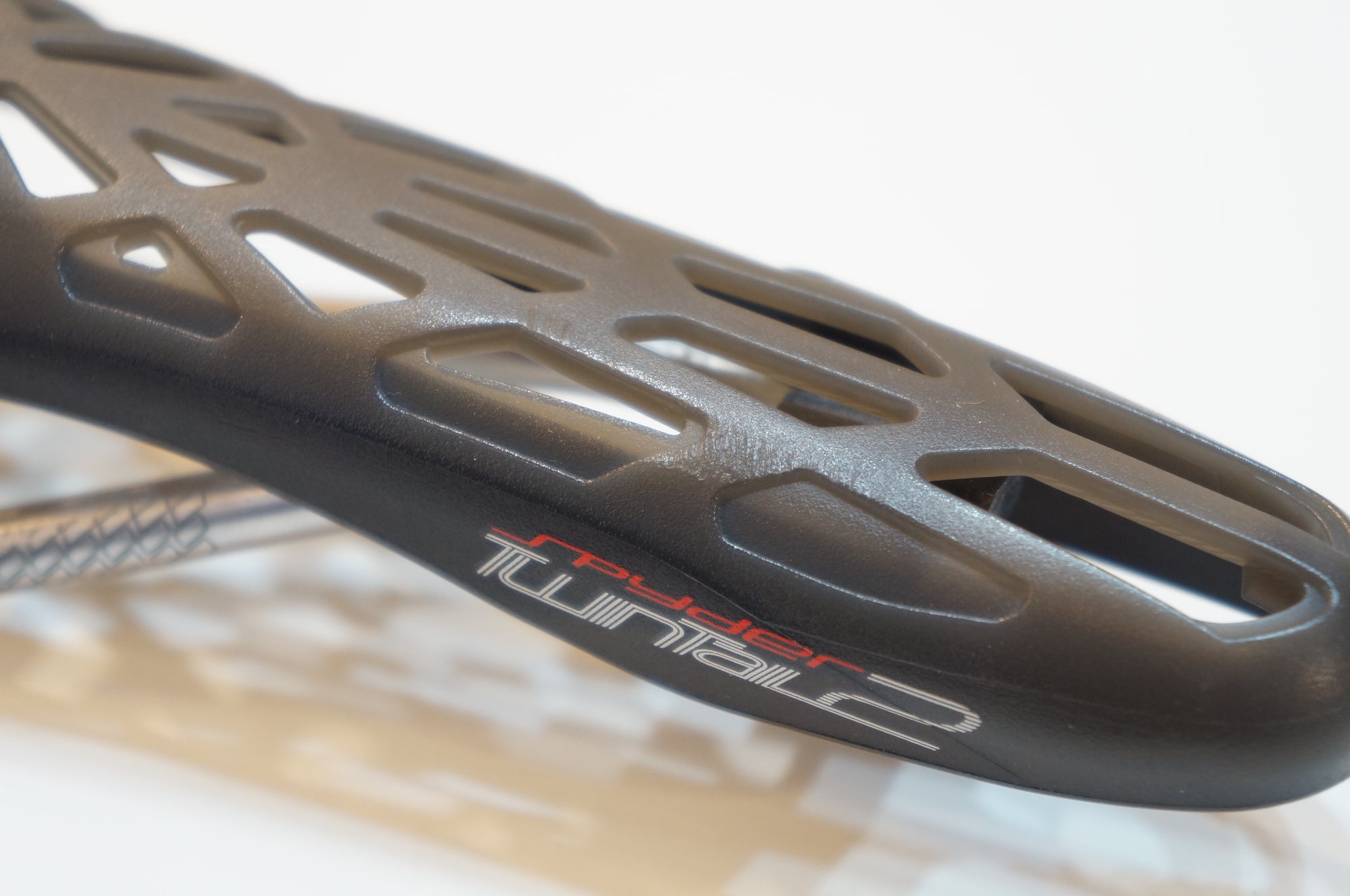 TIOGA 「タイオガ」 SPYDER TWTAL2 サドル / バイチャリ浦和ベース