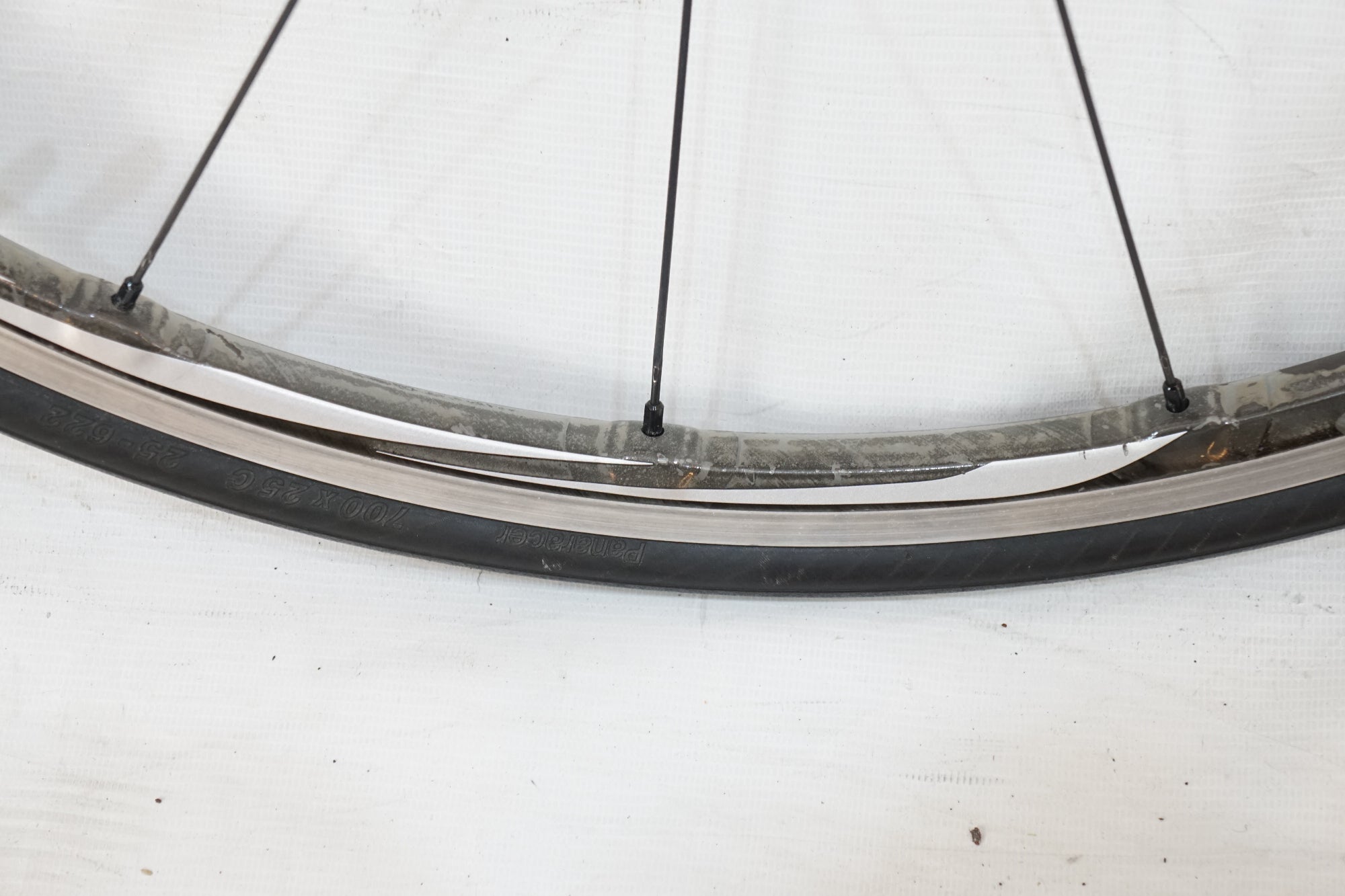 DURA-ACE C24 完組ホイール 未使用 DURA-ACE C24 完組ホイール 未使用 DURA-ACE C24 完組ホイール