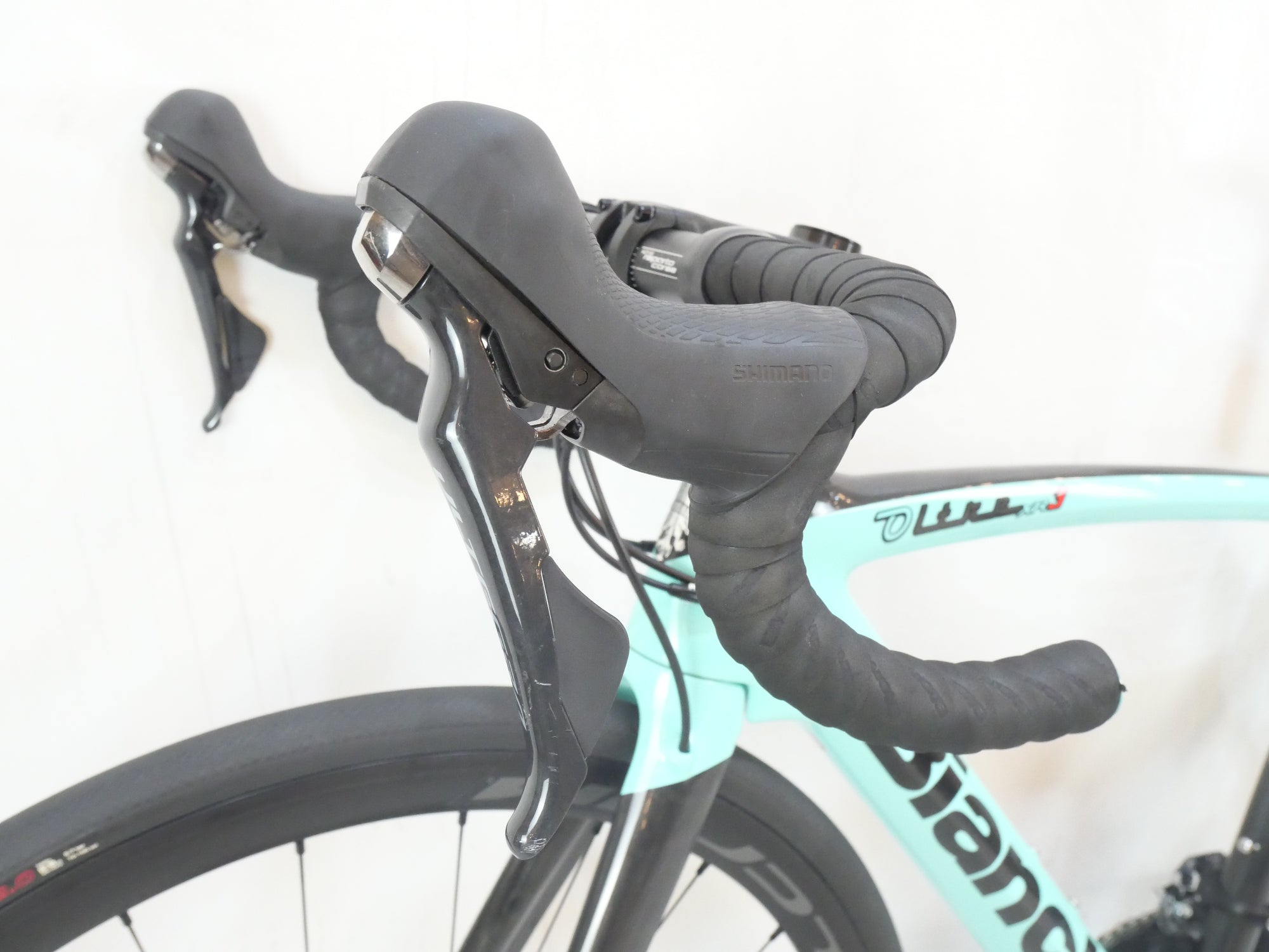 BIANCHI 「ビアンキ」 OLTRE XR3 ULTEGRA 2021年モデル ロードバイク / バイチャリ浦和ベース
