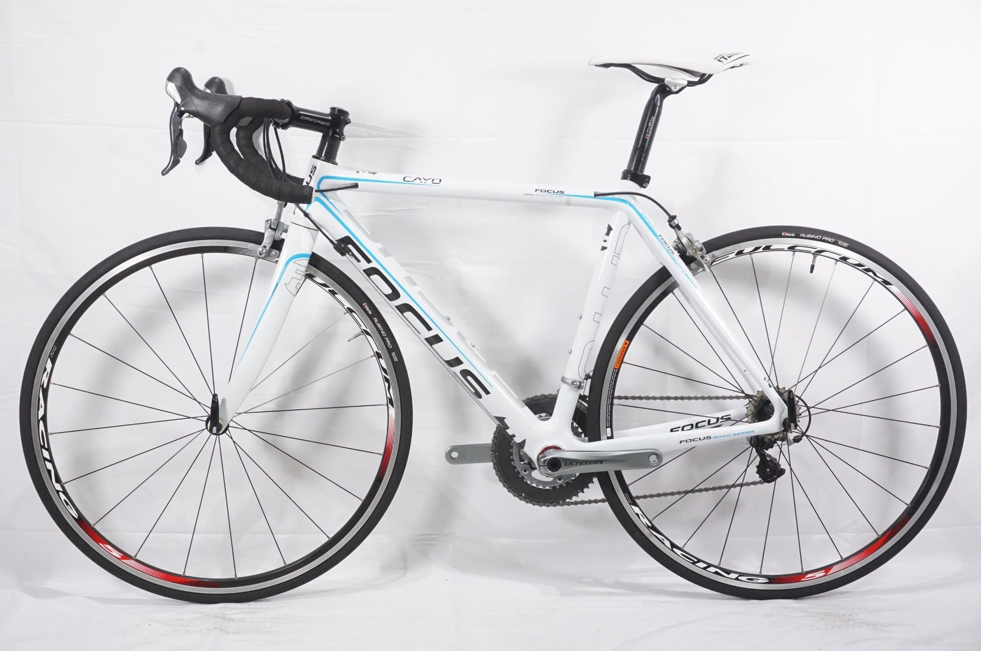 FOCUS 「フォーカス」 CAYO 2011年モデル ロードバイク / AKIBA店