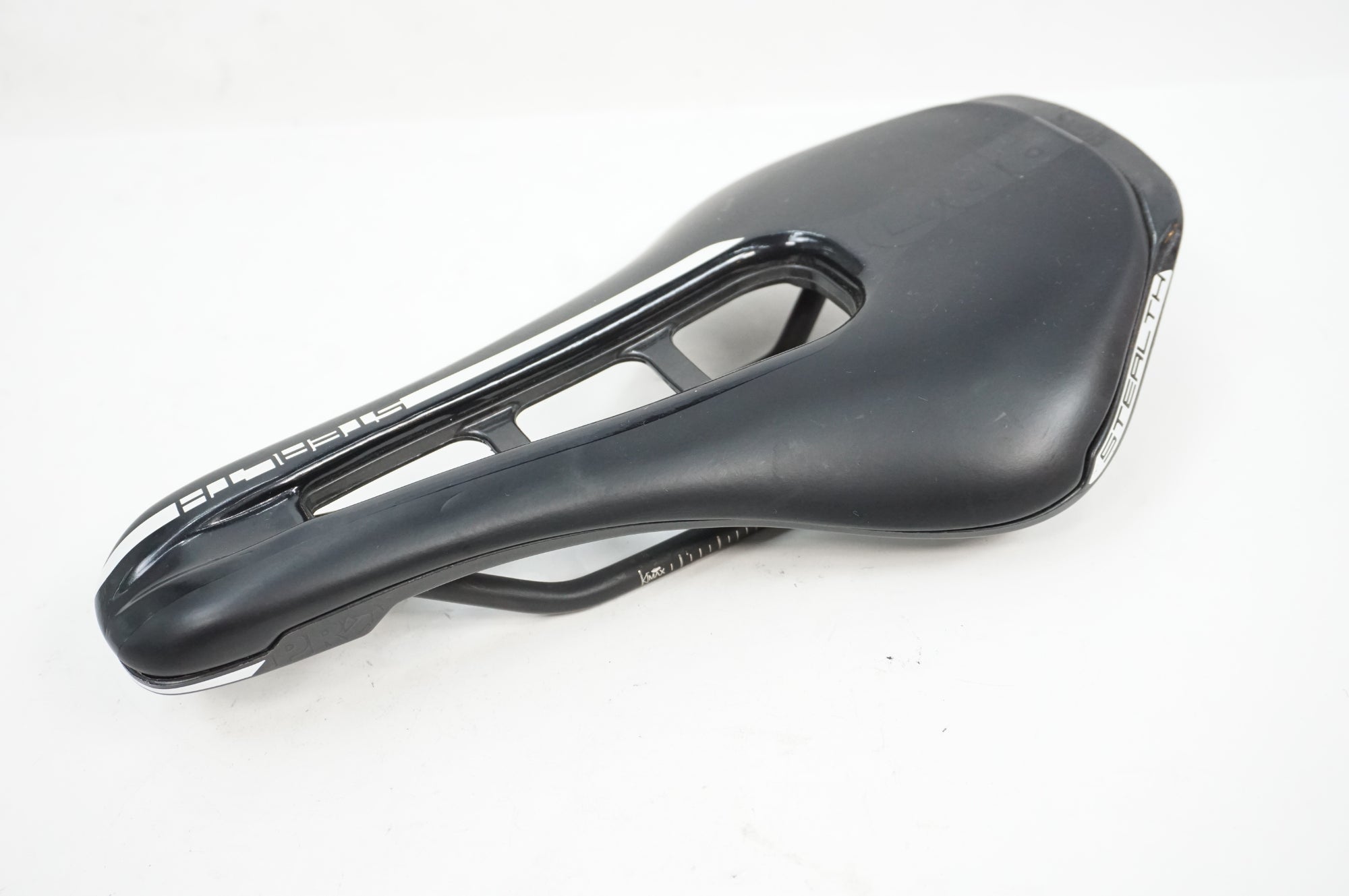 PRO 「プロ」 STEALTH サドル / 川越店