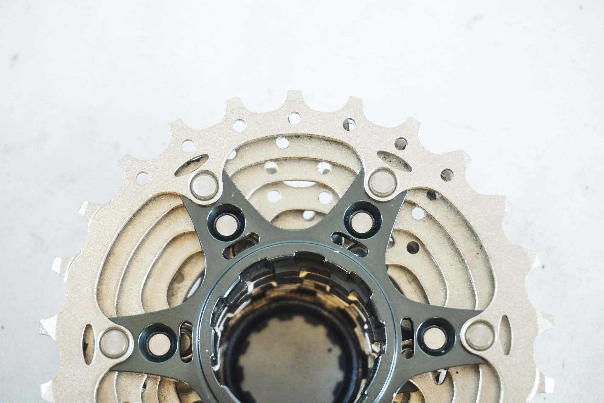 SHIMANO 「シマノ」 ULTEGRA CS-R8000 11-25T スプロケット / 有明