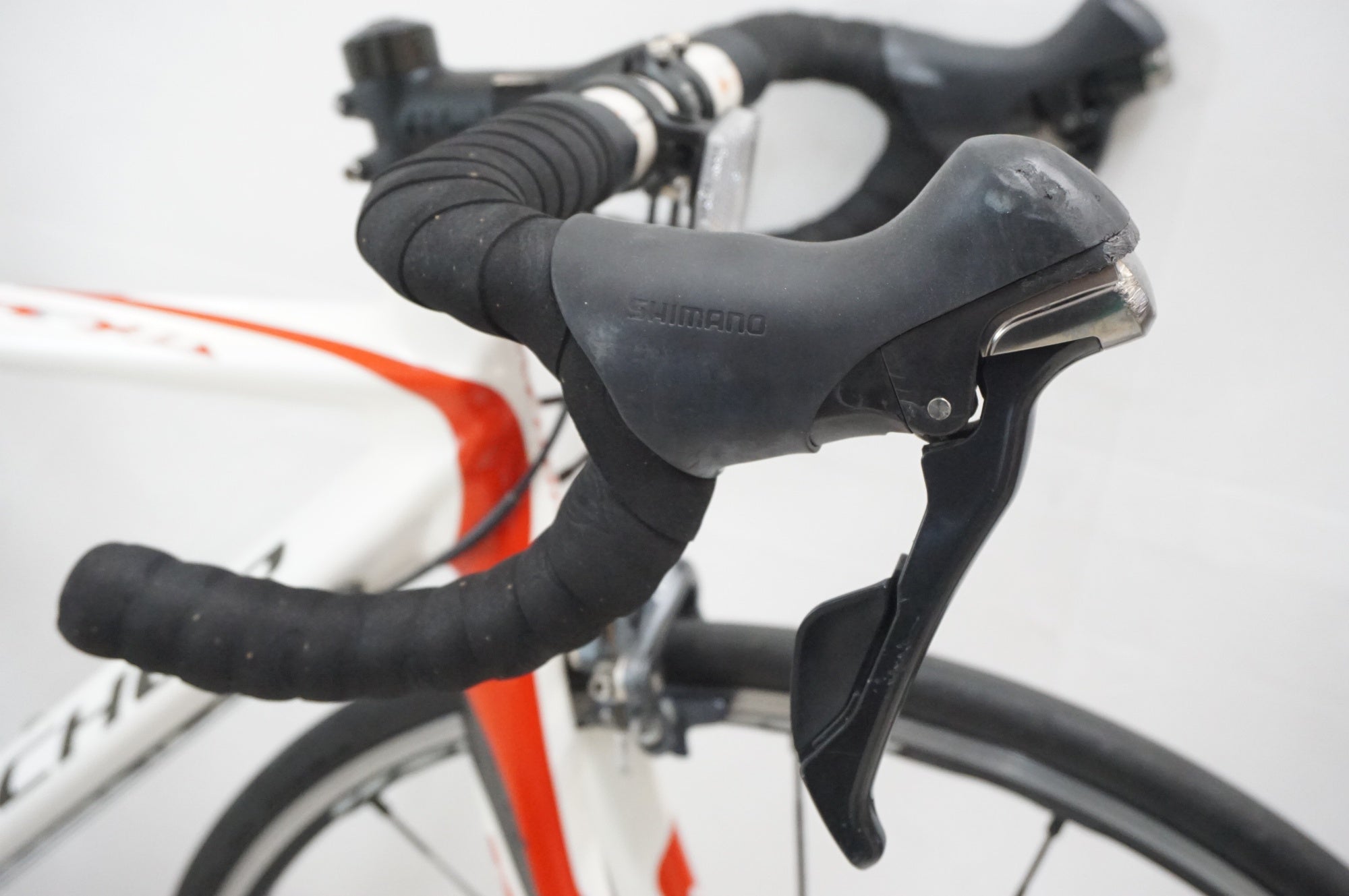 ANCHOR「アンカー」RFX8 2011年モデル　フルカーボン　ULTEGRA 2011年 Anchor Roadbike アンカー ロードバイク ロードレーサー RFX8