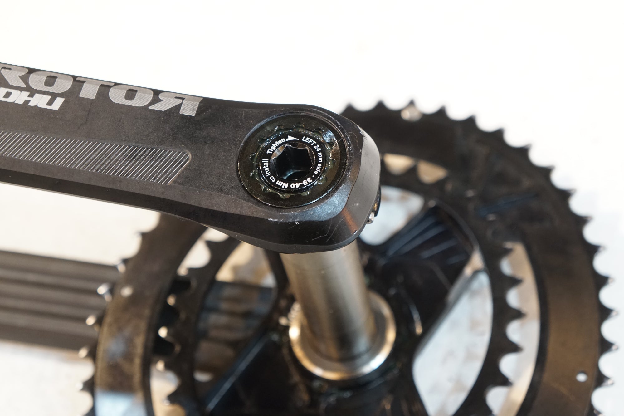 ROTOR 「ローター」 ALDHU+Q-RINGS 165mm 48-32T クランク