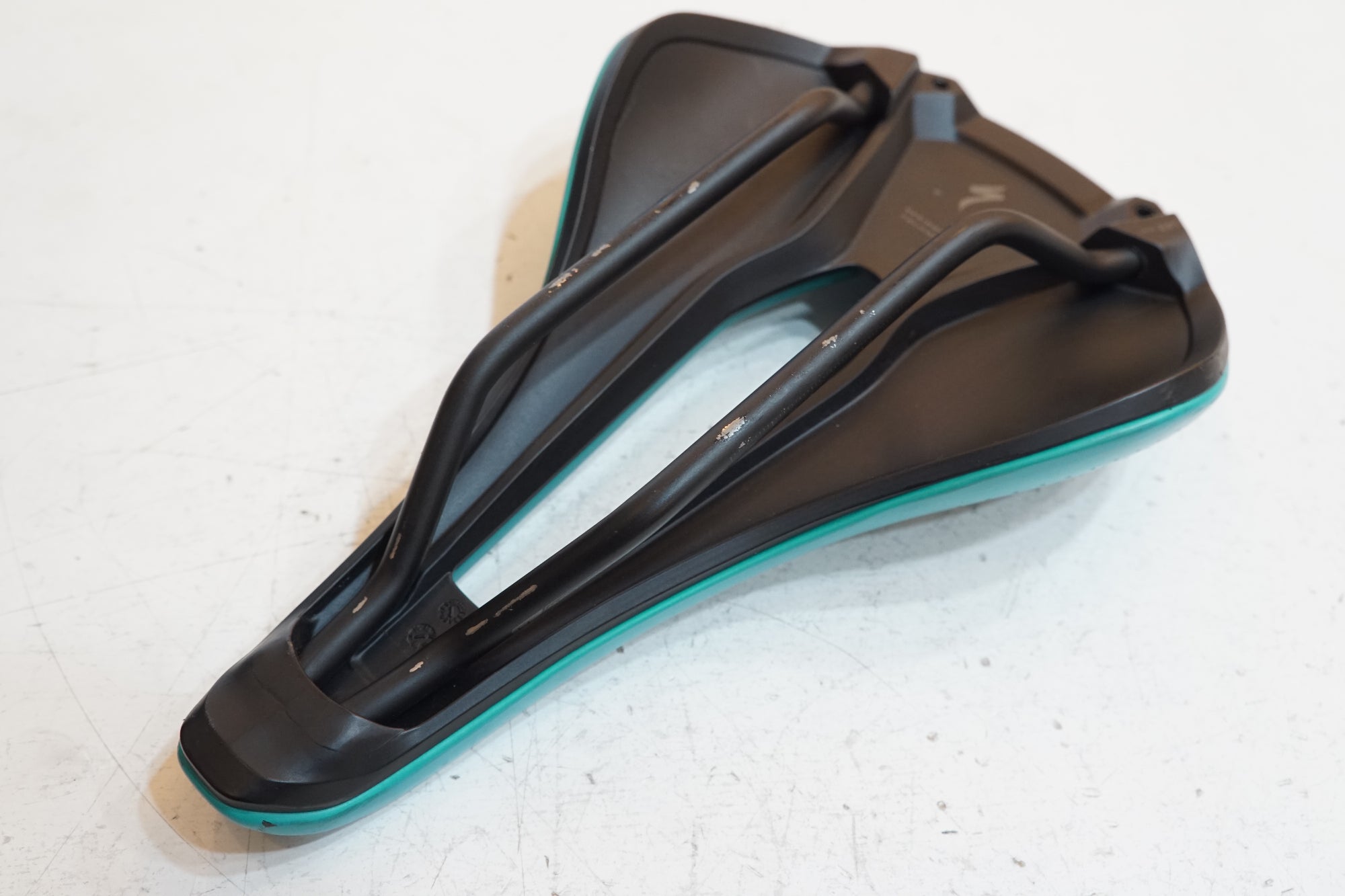 Specialized - スペシャライズド　パワー　エキスパート　サドル　143mm POWER EXPERT SADDLE BLK 143(143mm ブラック): サドル