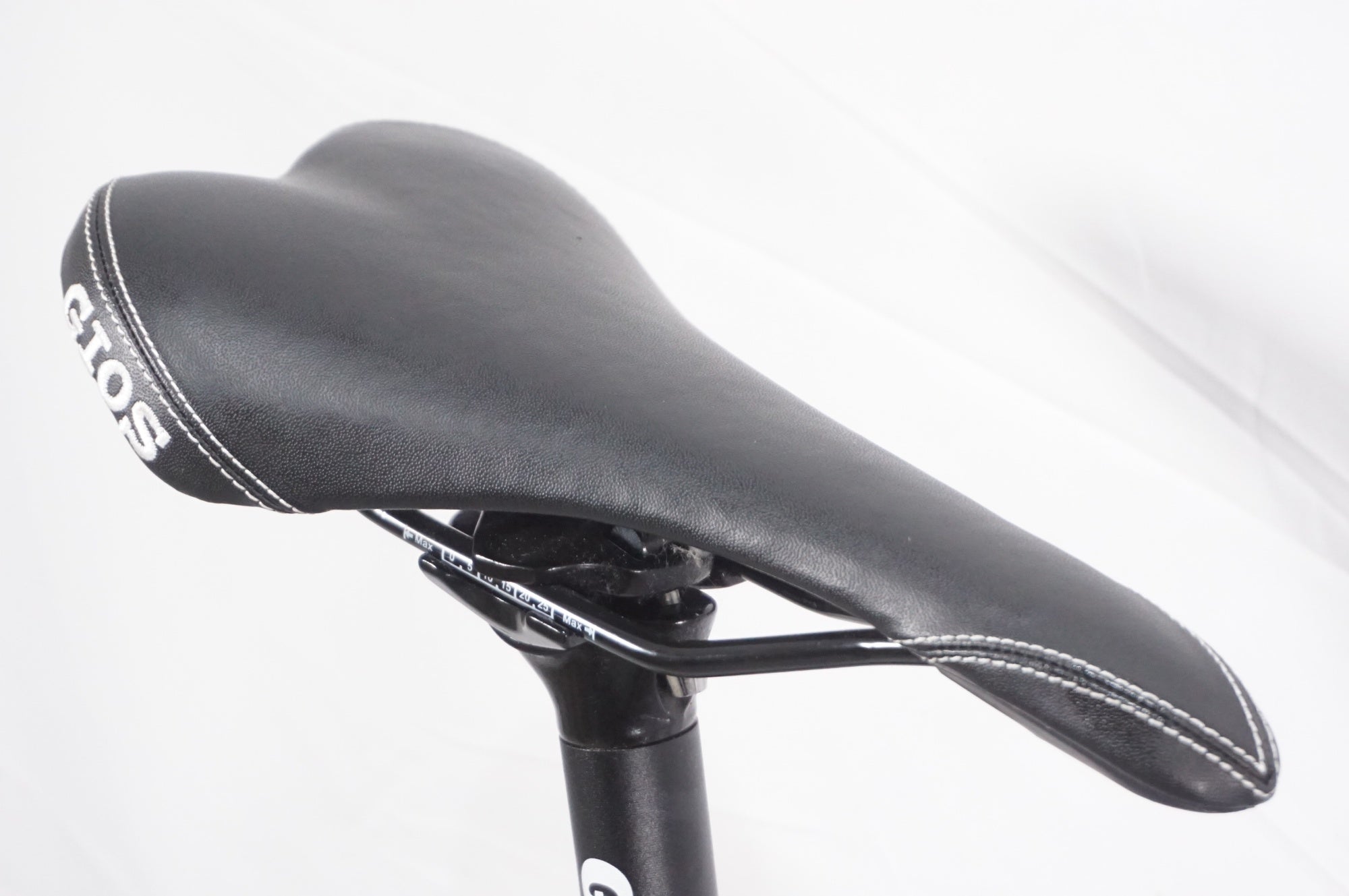 GIOS 「ジオス」 PANTO TIAGRA 2020年モデル 20インチ ミニベロ