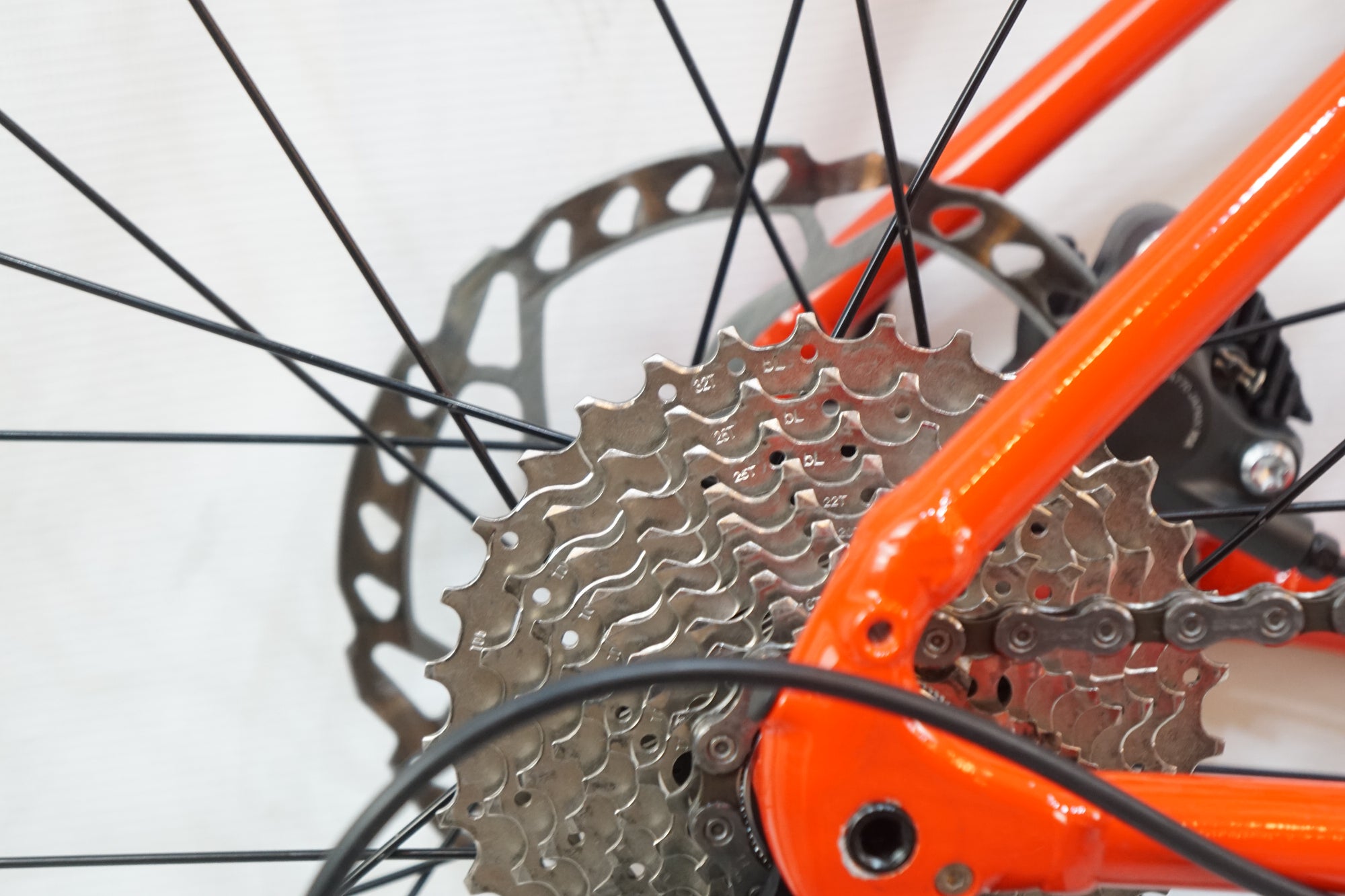 TREK 「トレック」 DOMANE AL4 DISC 2022年モデル ロードバイク / バイチャリ浦和ベース