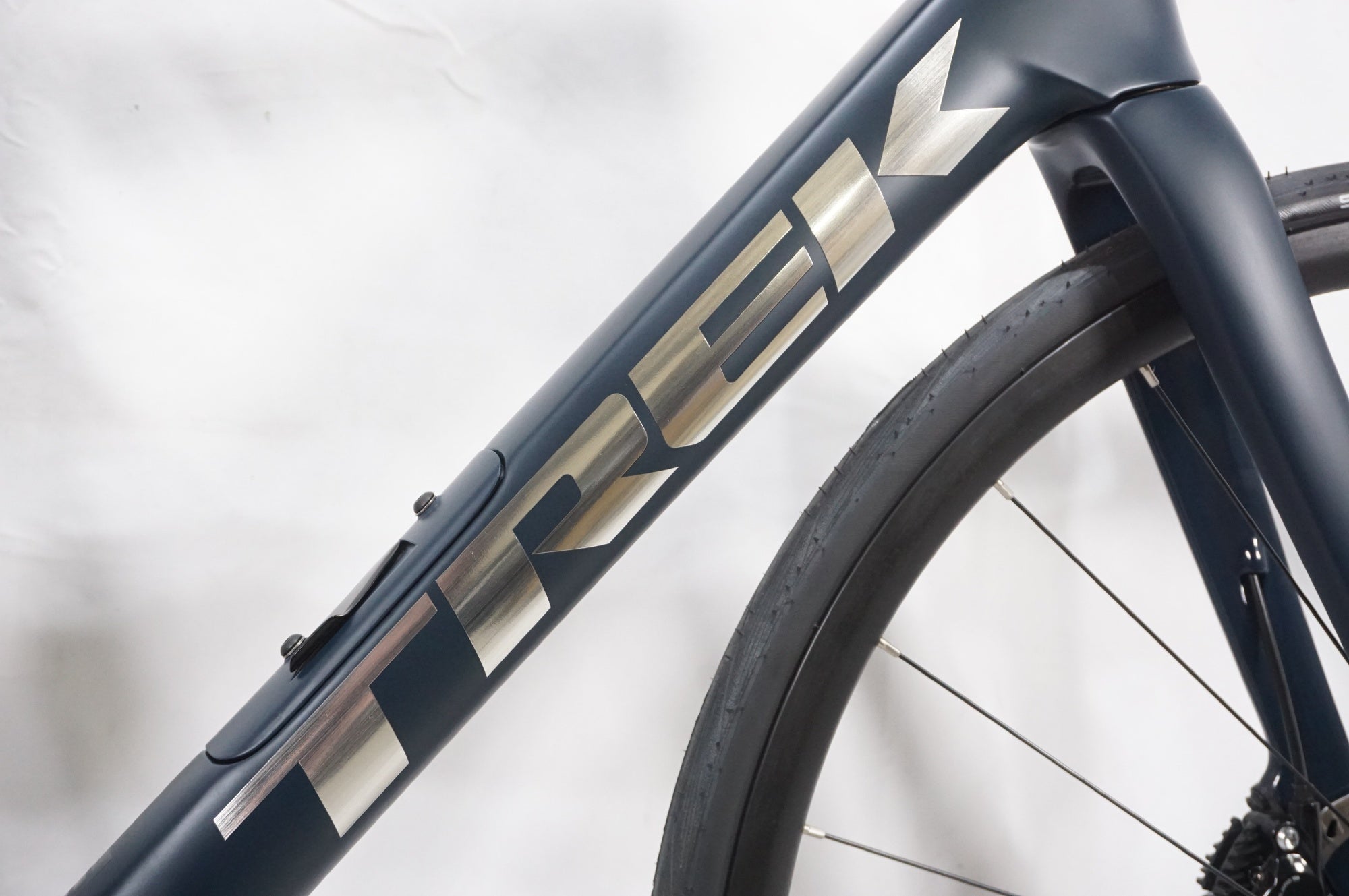 TREK 「トレック」 DOMANE SL5 2020年モデル ロードバイク / AKIBA店
