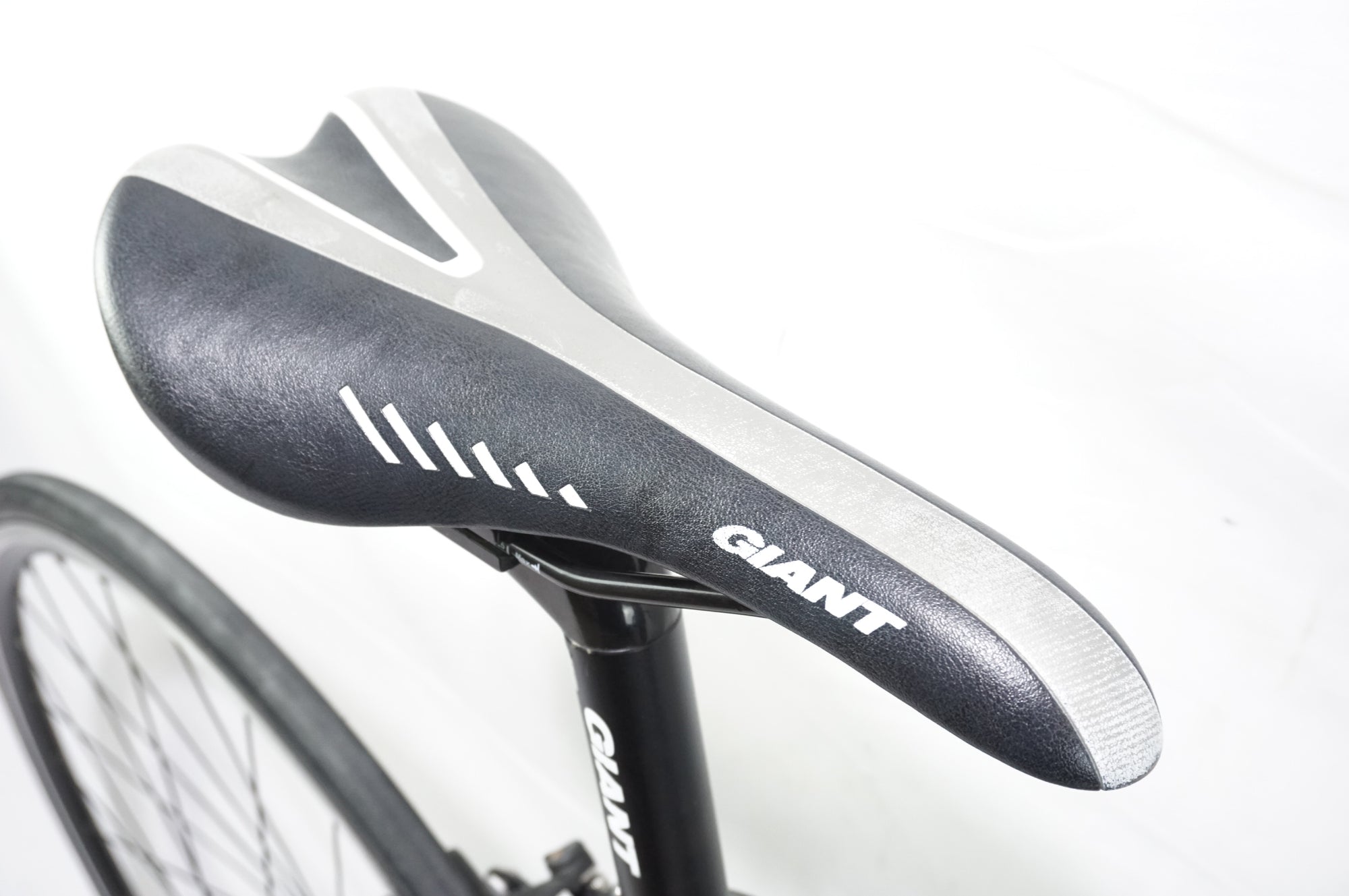 GIANT 「ジャイアント」 DEFY3 2013年モデル ロードバイク/ 大阪