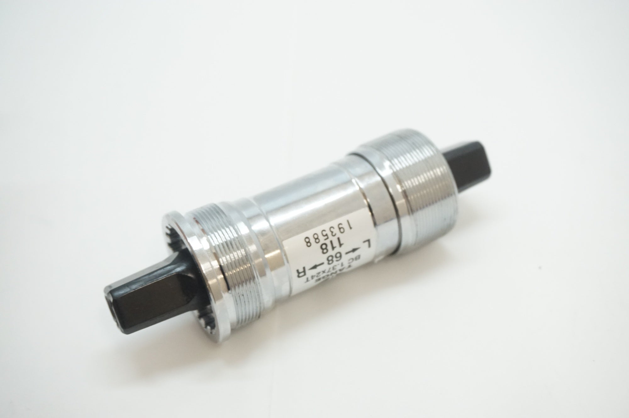 TANGE 「タンゲ」 ボトムブラケット / 福岡店