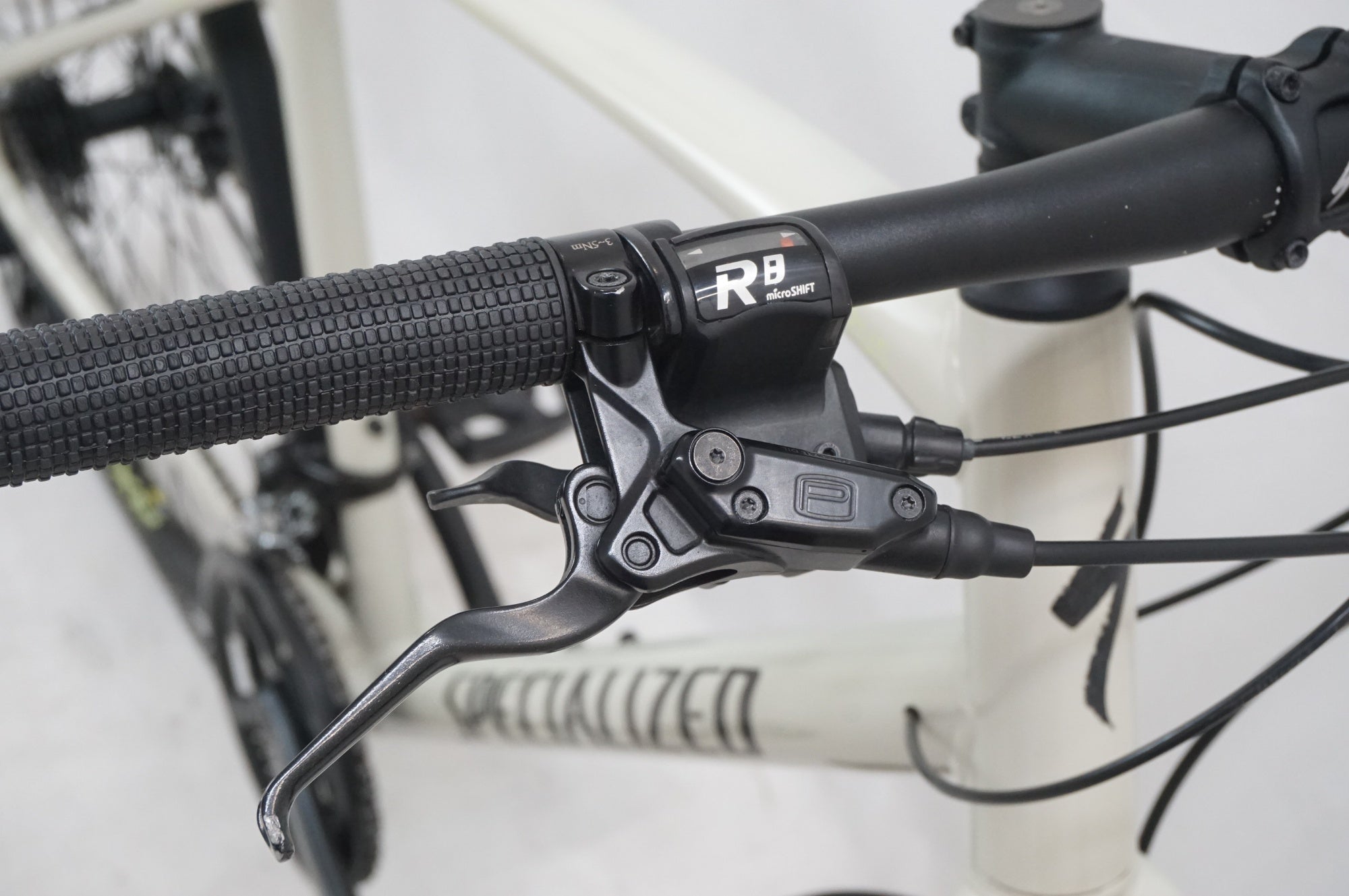 SPECIALIZED 「スペシャライズド」 SIRRUS 2.0 2022年モデル クロスバイク / 福岡アイランドシティ店