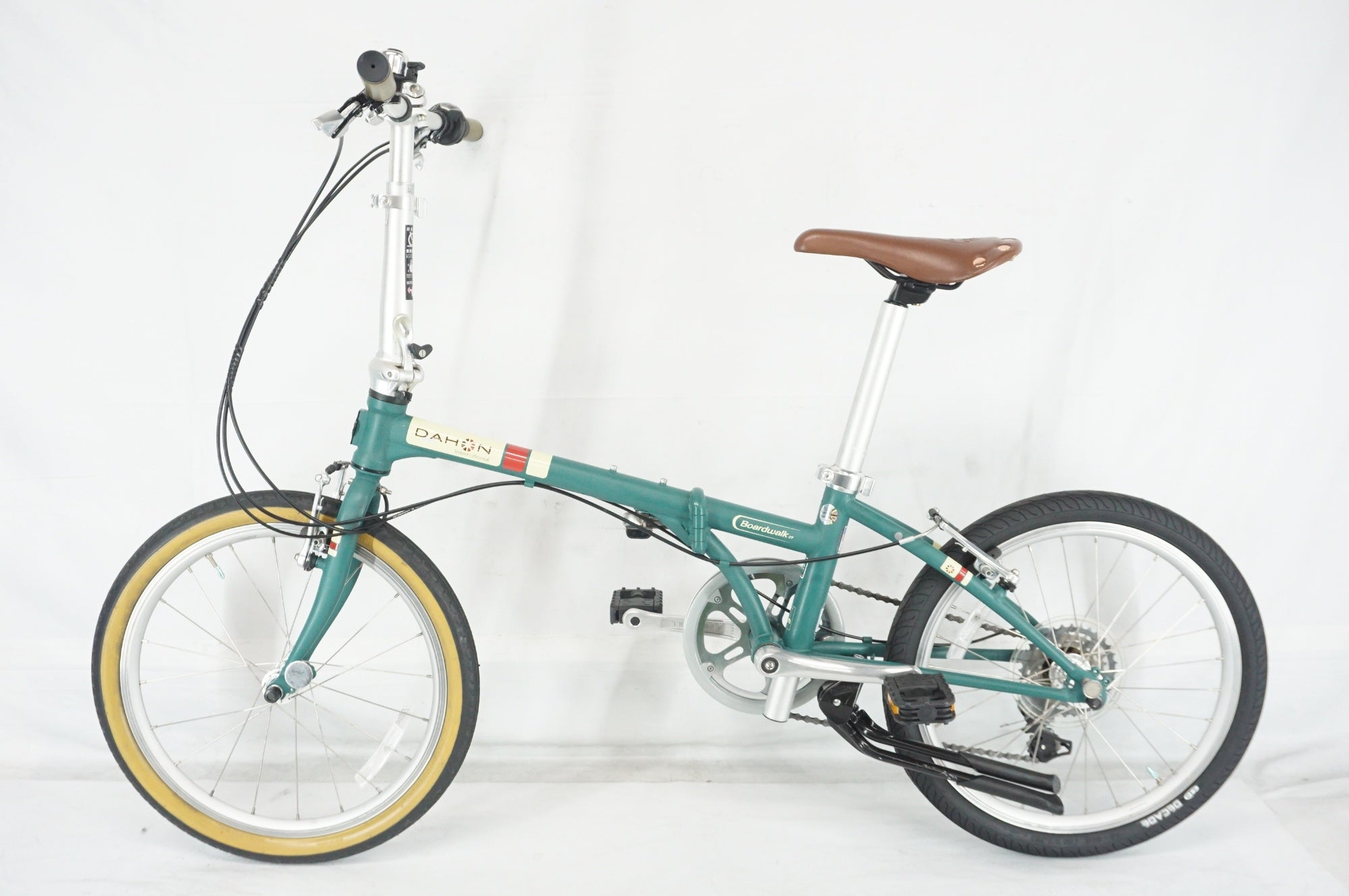 DAHON 「ダホン」 BOARDWALK D7 2016年モデル 20インチ 折りたたみ自転車 / 阪急塚口店