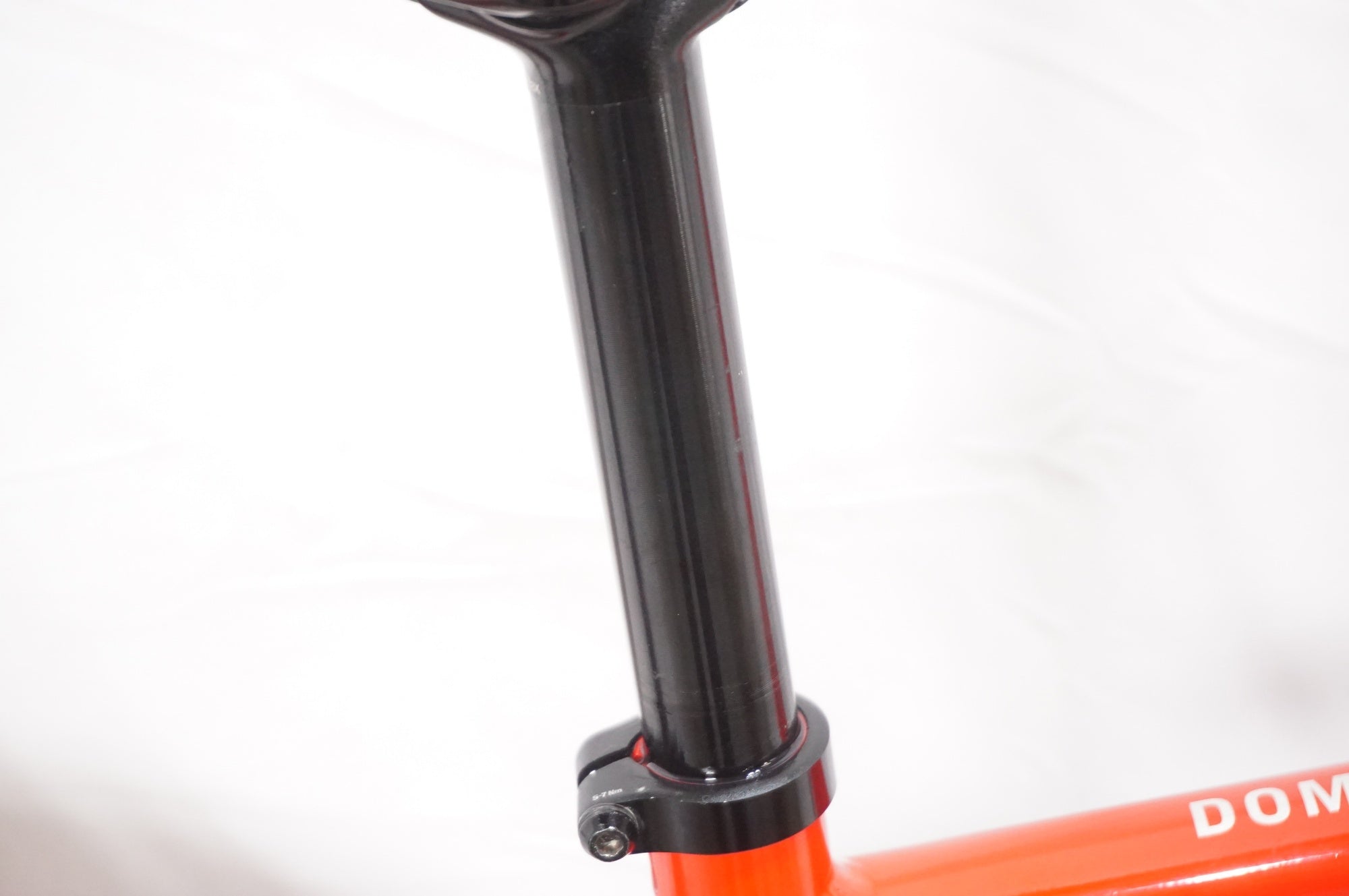 TREK 「トレック」 DOMANE AL 4 GEN 4 2025年モデル ロードバイク / AKIBA店
