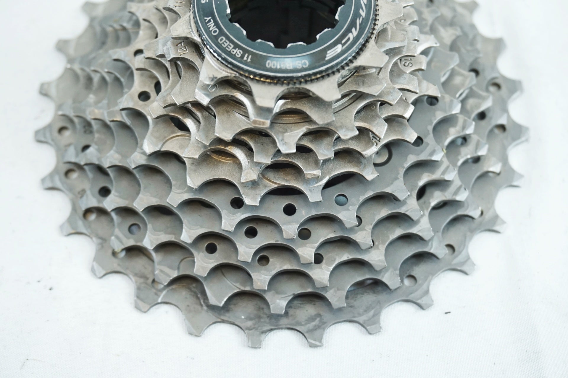 SHIMANO 「シマノ」 DURA-ACE CS-R9100 11-28T スプロケット / 有明