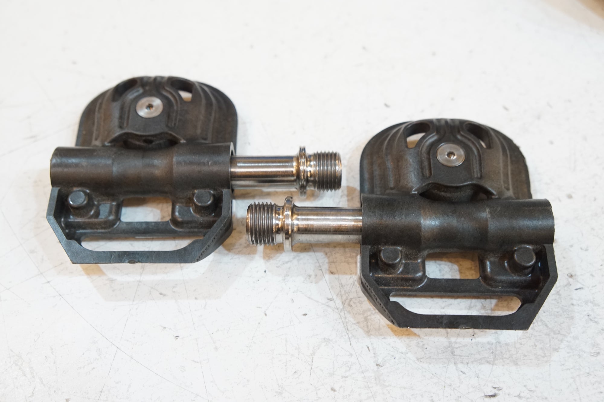 MAGPED 「マグペド」 GRAVEL X-CARBON ペダル / バイチャリ浦和ベース