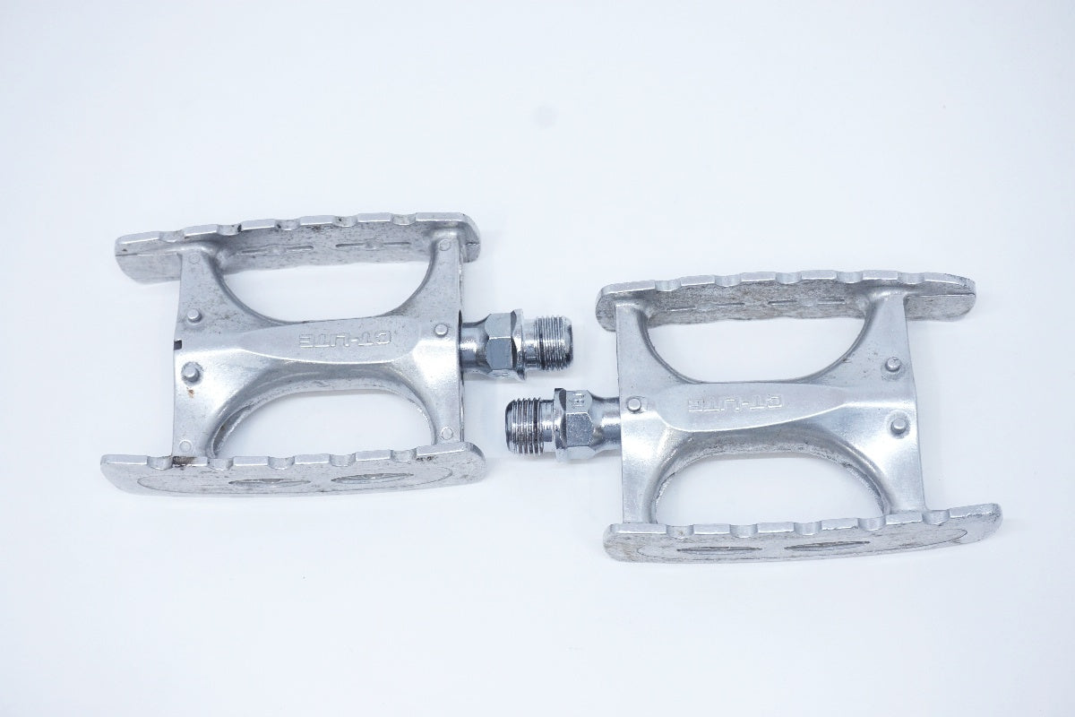 MKS 「ミカシマ」 CT-LITE ペダル / 大阪美原北インター店