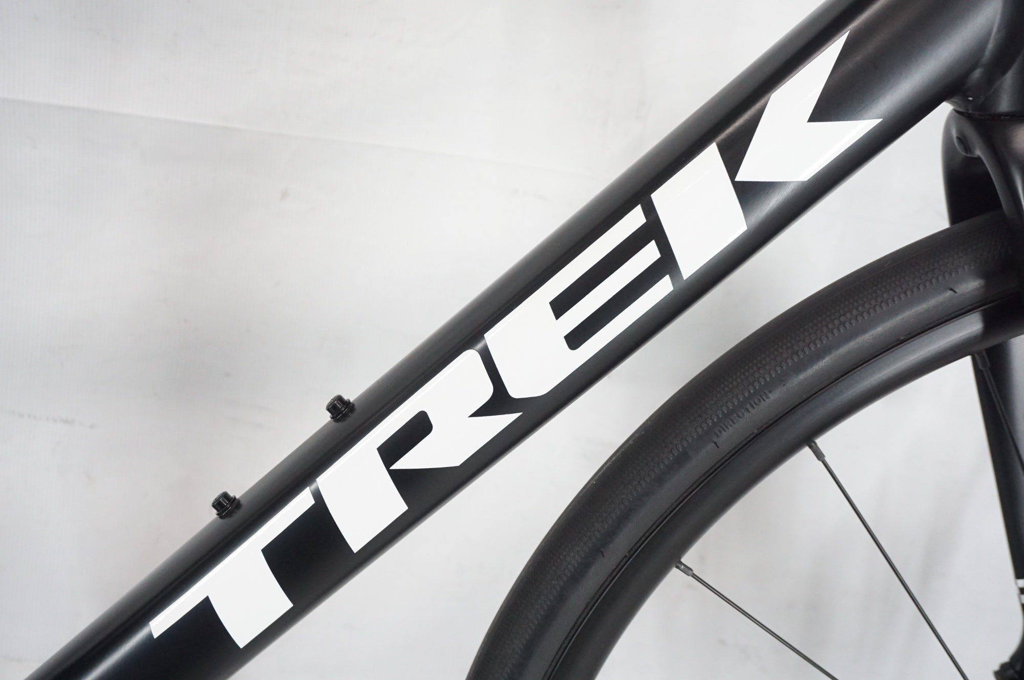 TREK 「トレック」 DOMANE AL5 GEN4 2024-2026年モデル ロードバイク