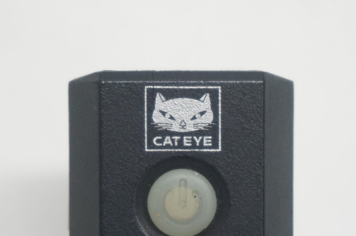 CATEYE 「キャットアイ」 AMPP300 フロントライト / 福岡店